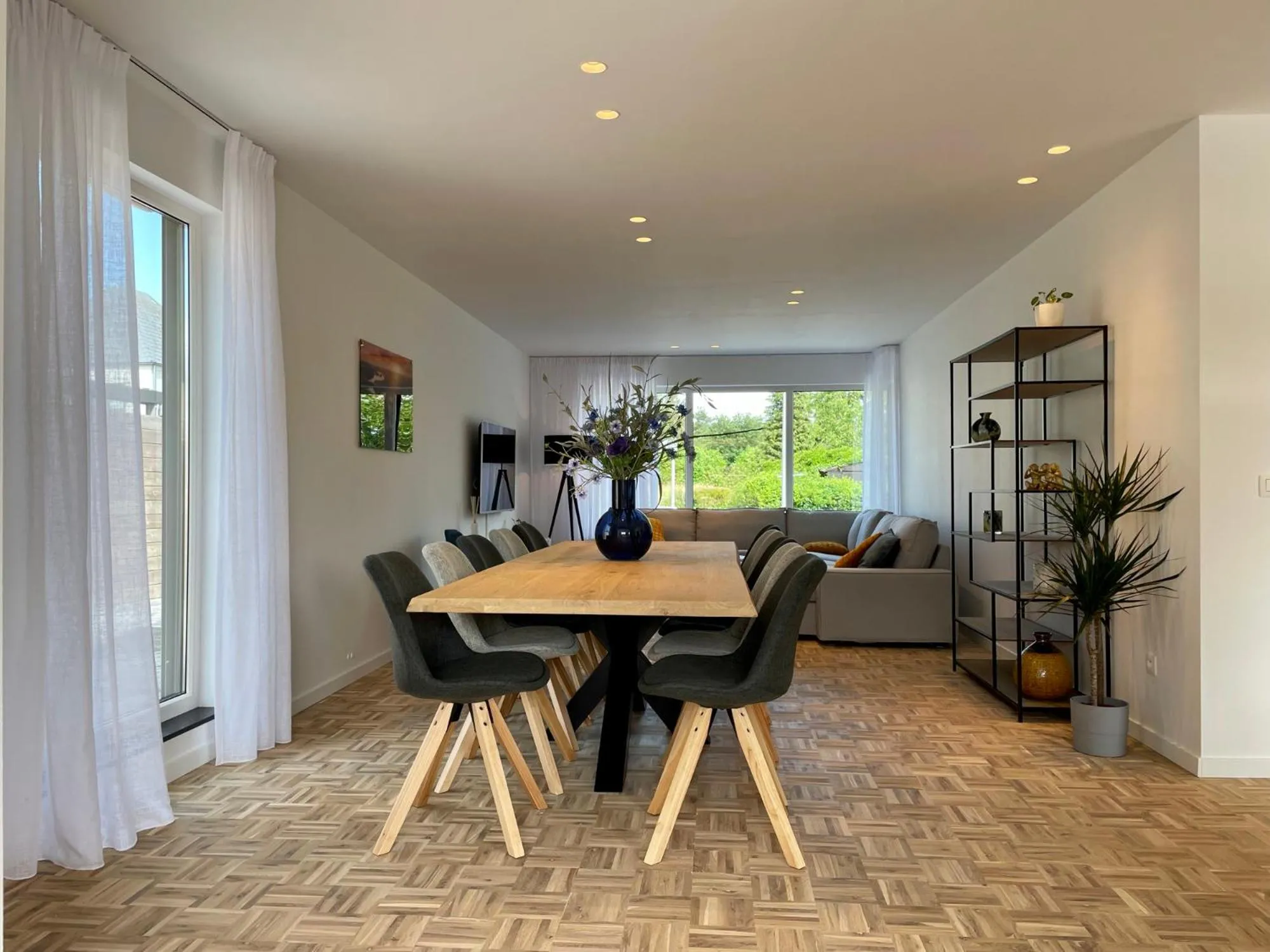 Dining area in Vakantiehuis Sahara119