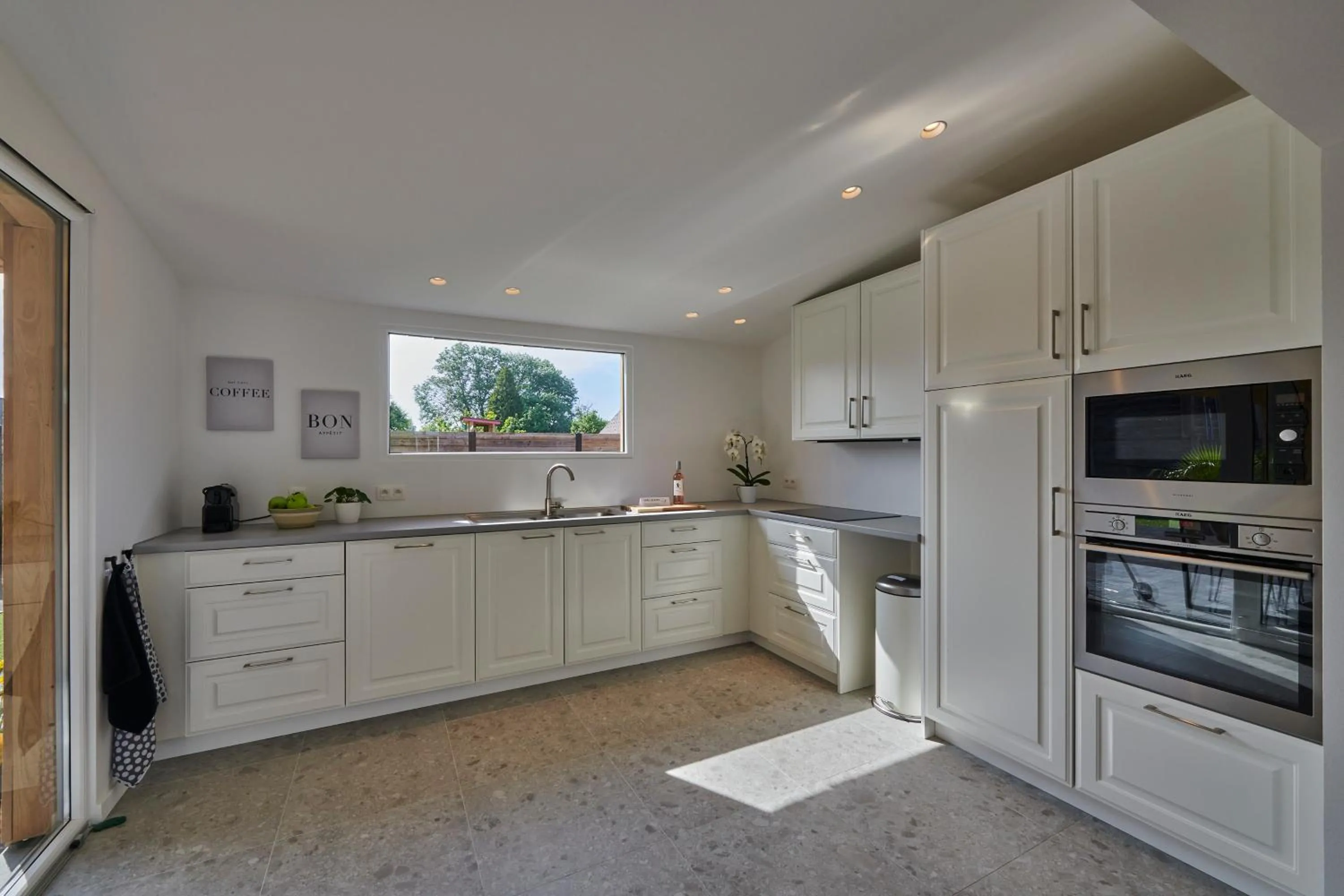 Kitchen or kitchenette in Vakantiehuis Sahara119