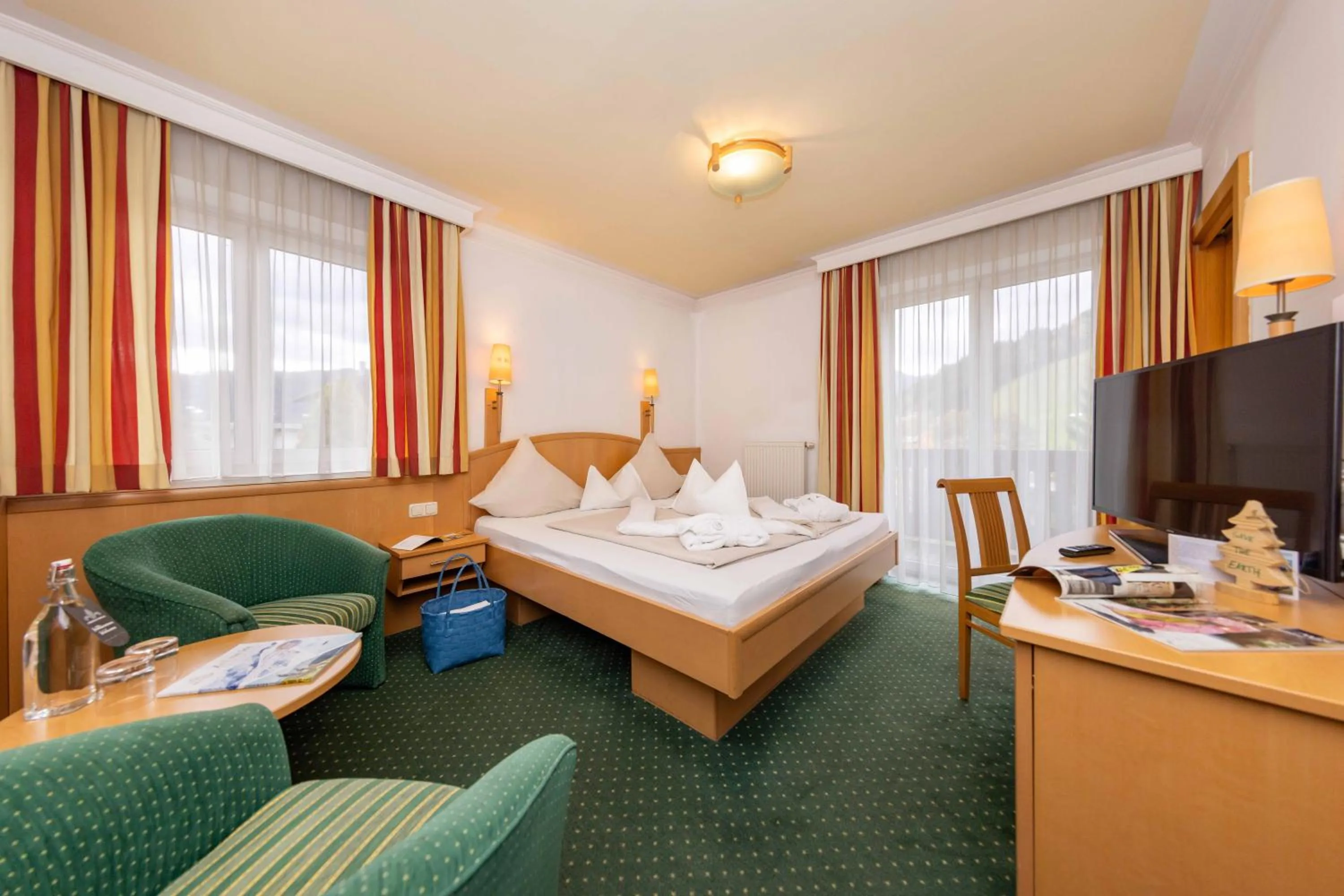 Photo of the whole room, Bed in Der Schütthof