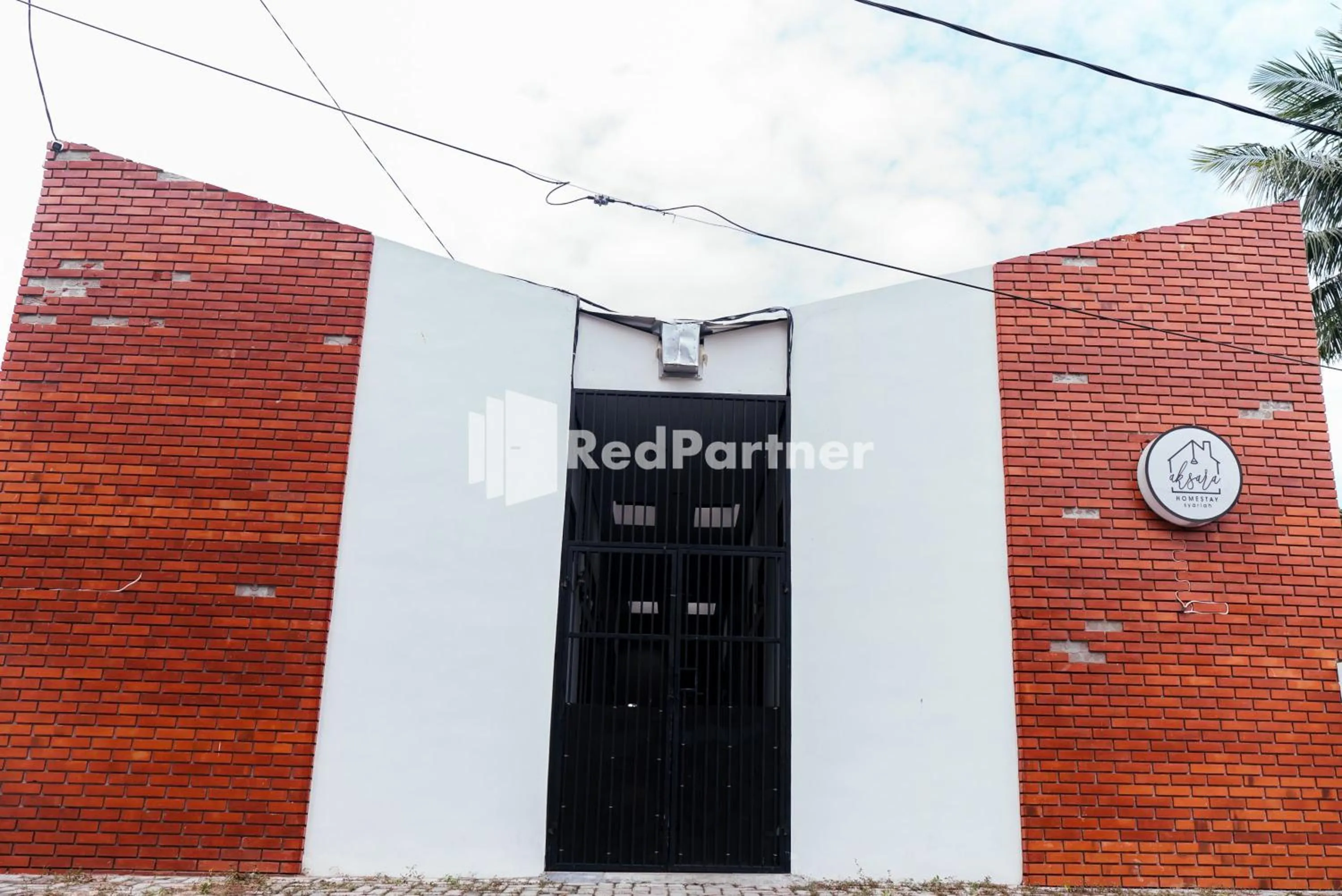 Property building in Aksara Homestay Syariah Mitra RedDoorz