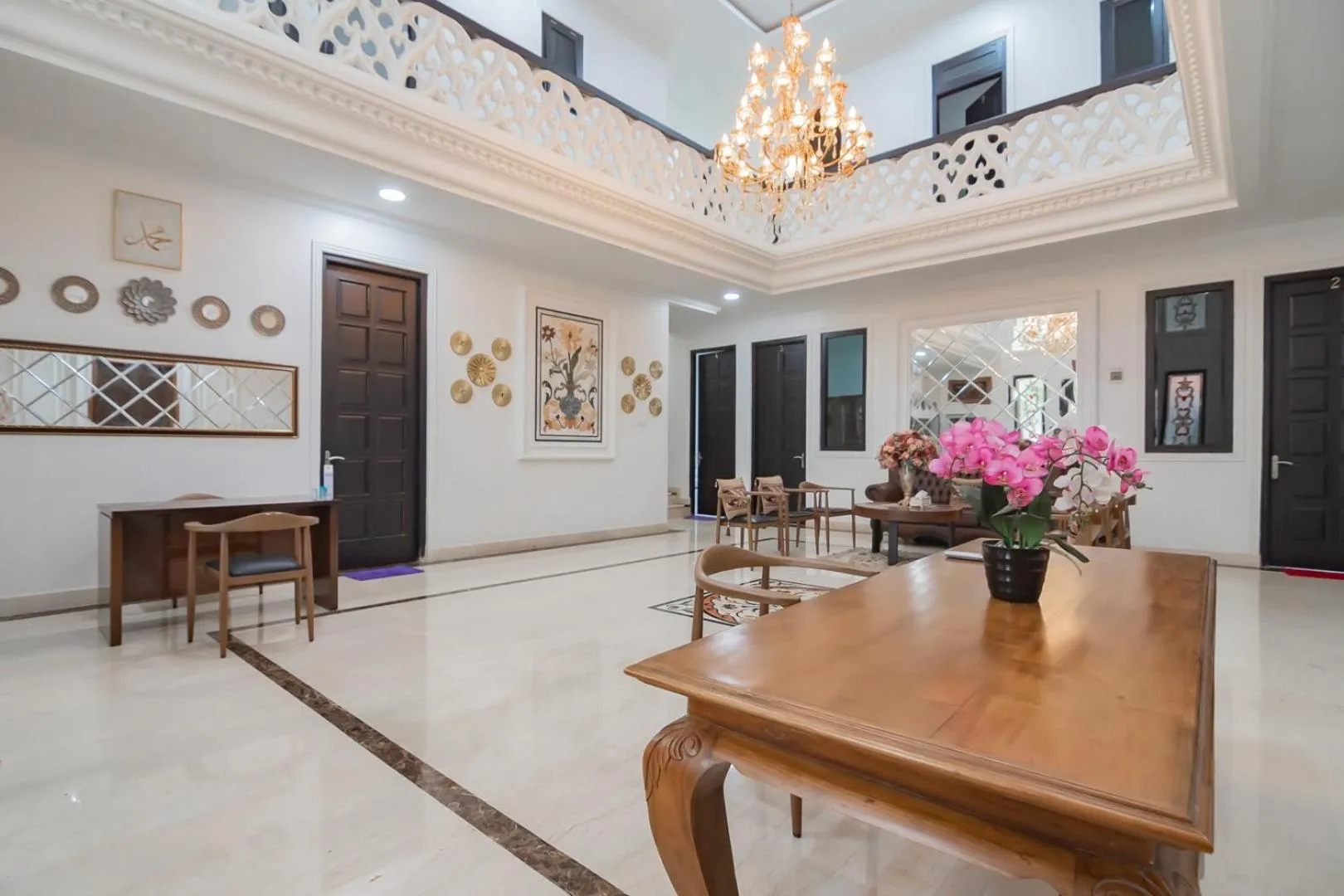 Family Homestay Syariah Cirebon Mitra RedDoorz