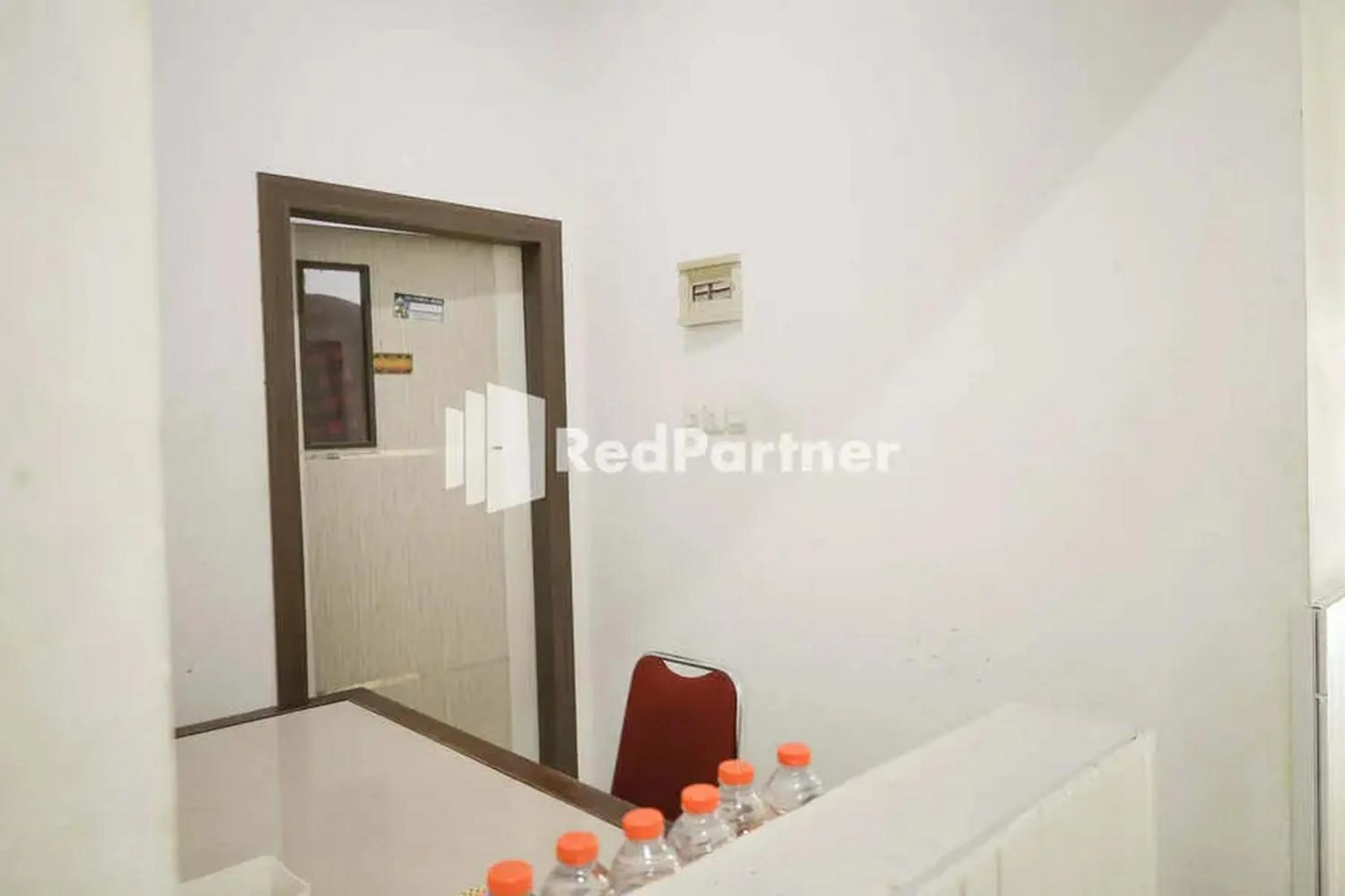 Lobby or reception in Radja Homestay Kendari RedPartner