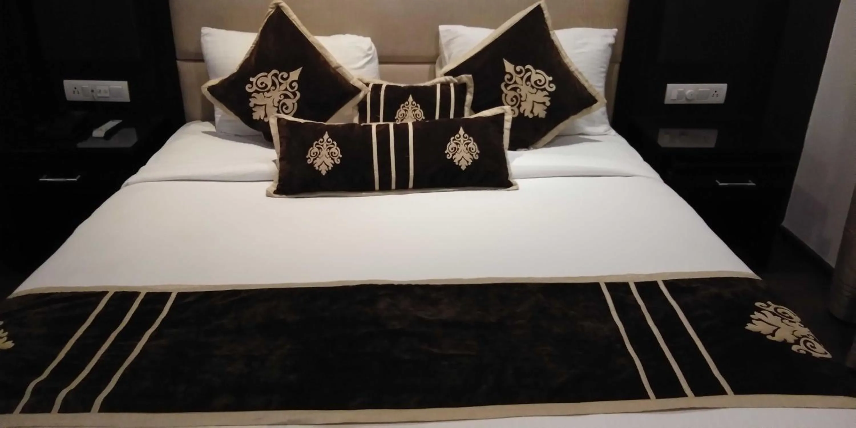 Bed in HOTEL PITRASHISH PRIDE IGI Intl AIRPORT DELHI