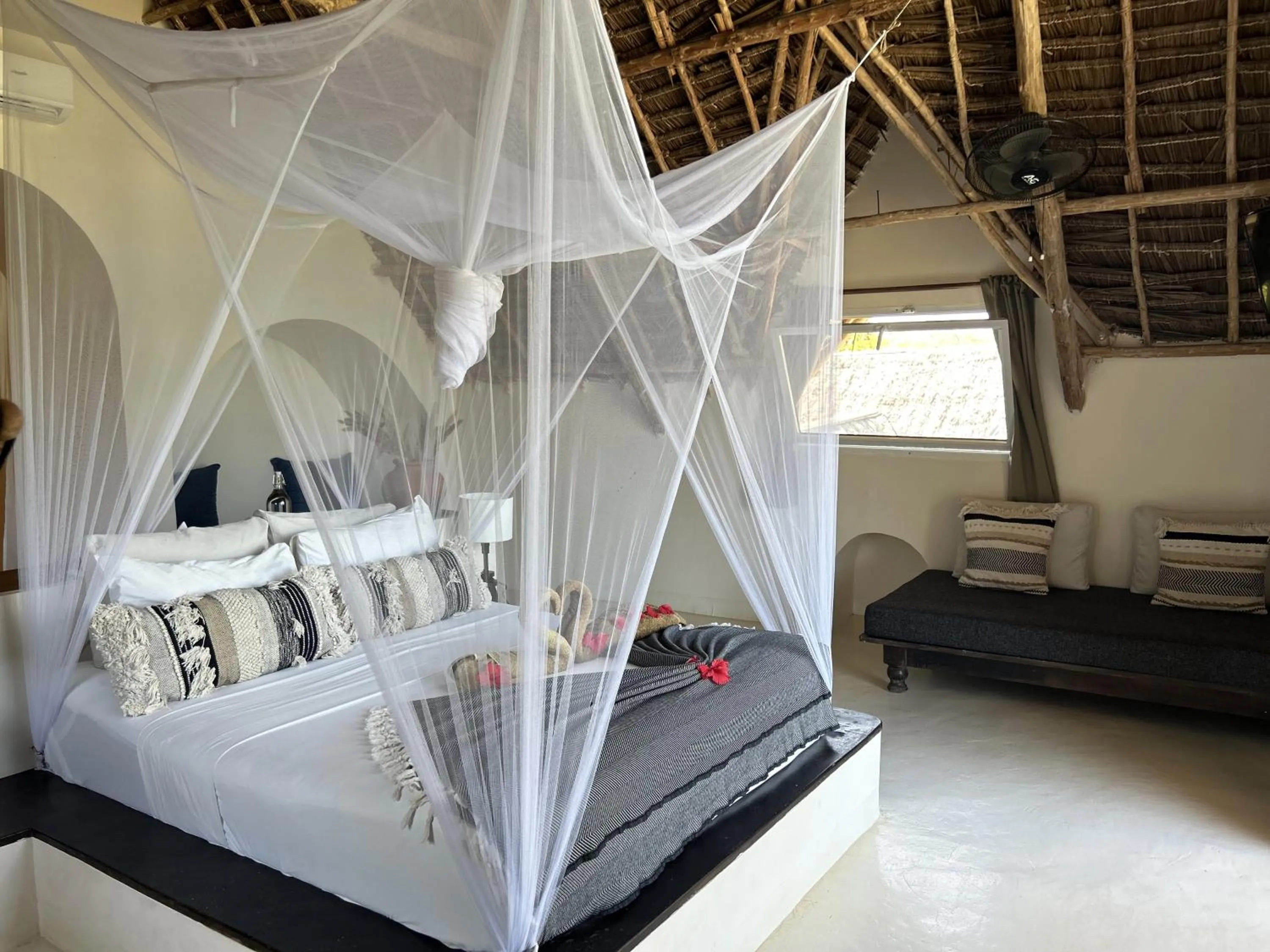 Bed in Kuwa Zanzibar