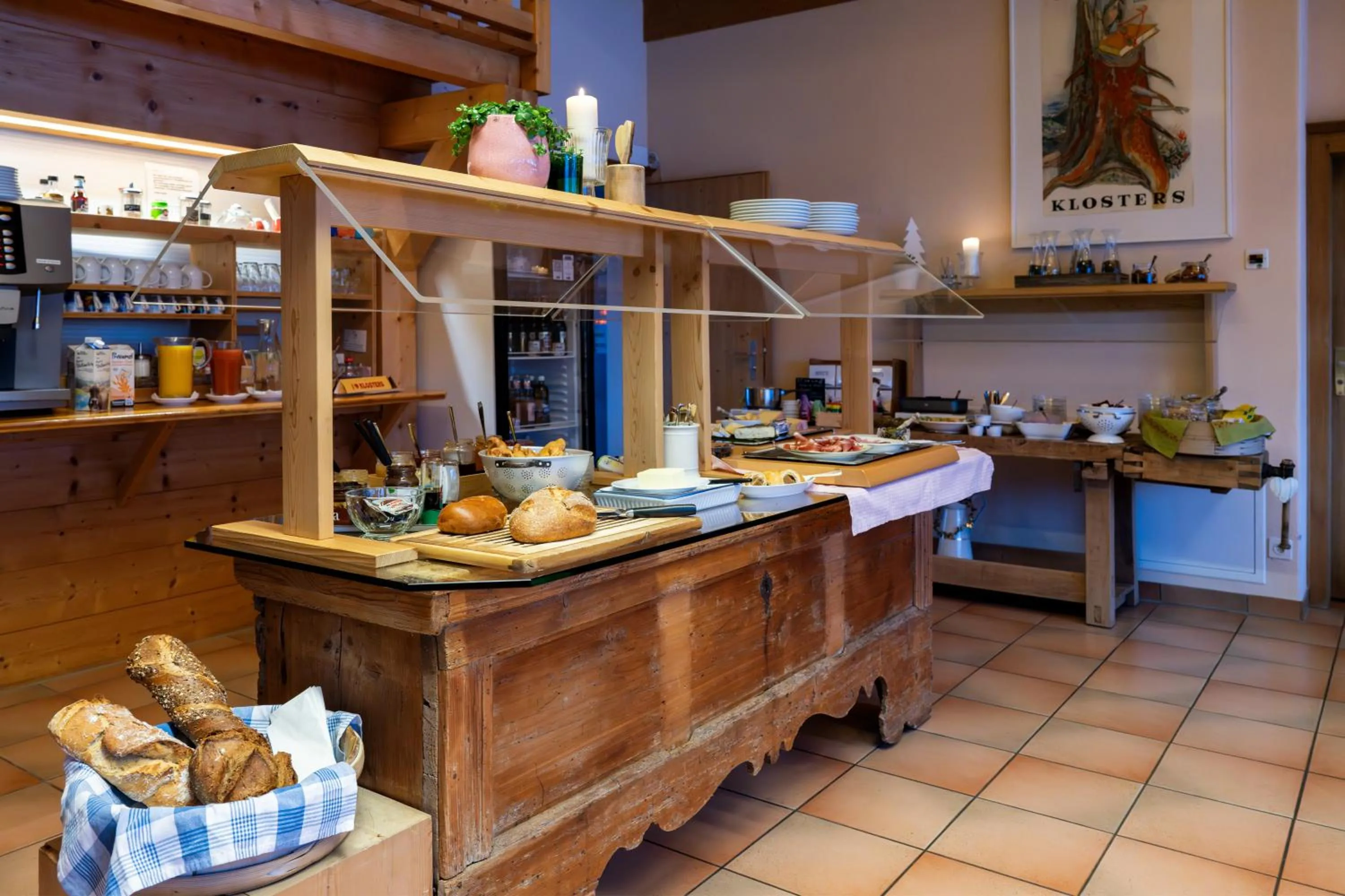 Breakfast in Sport-Lodge Klosters