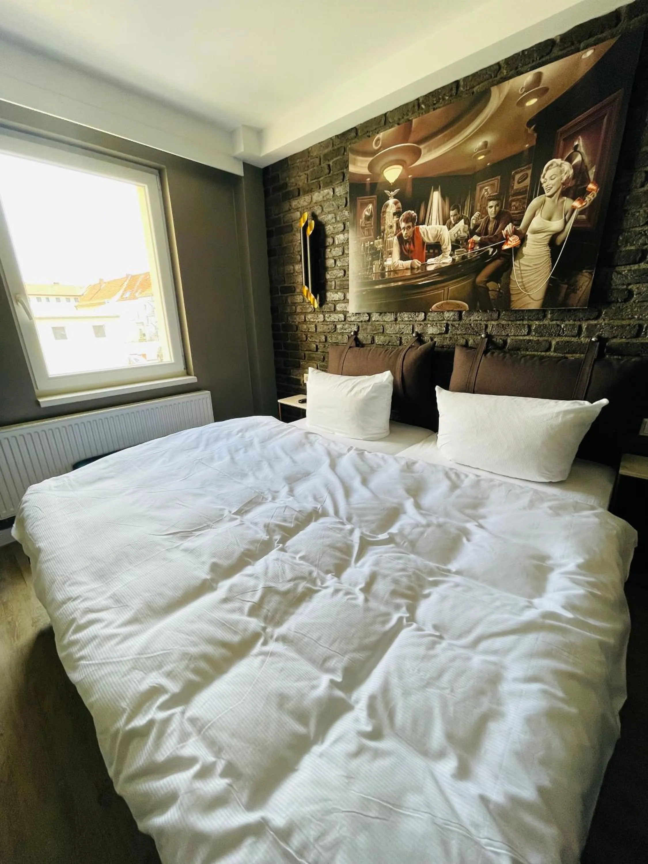 Bed in IQ Hotel Hannover