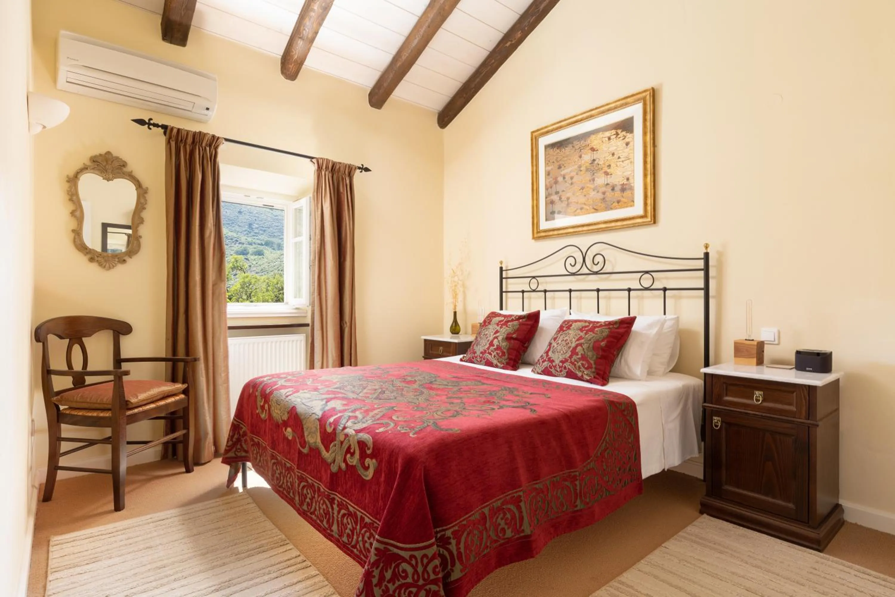 Bedroom, Bed in The Merchants House