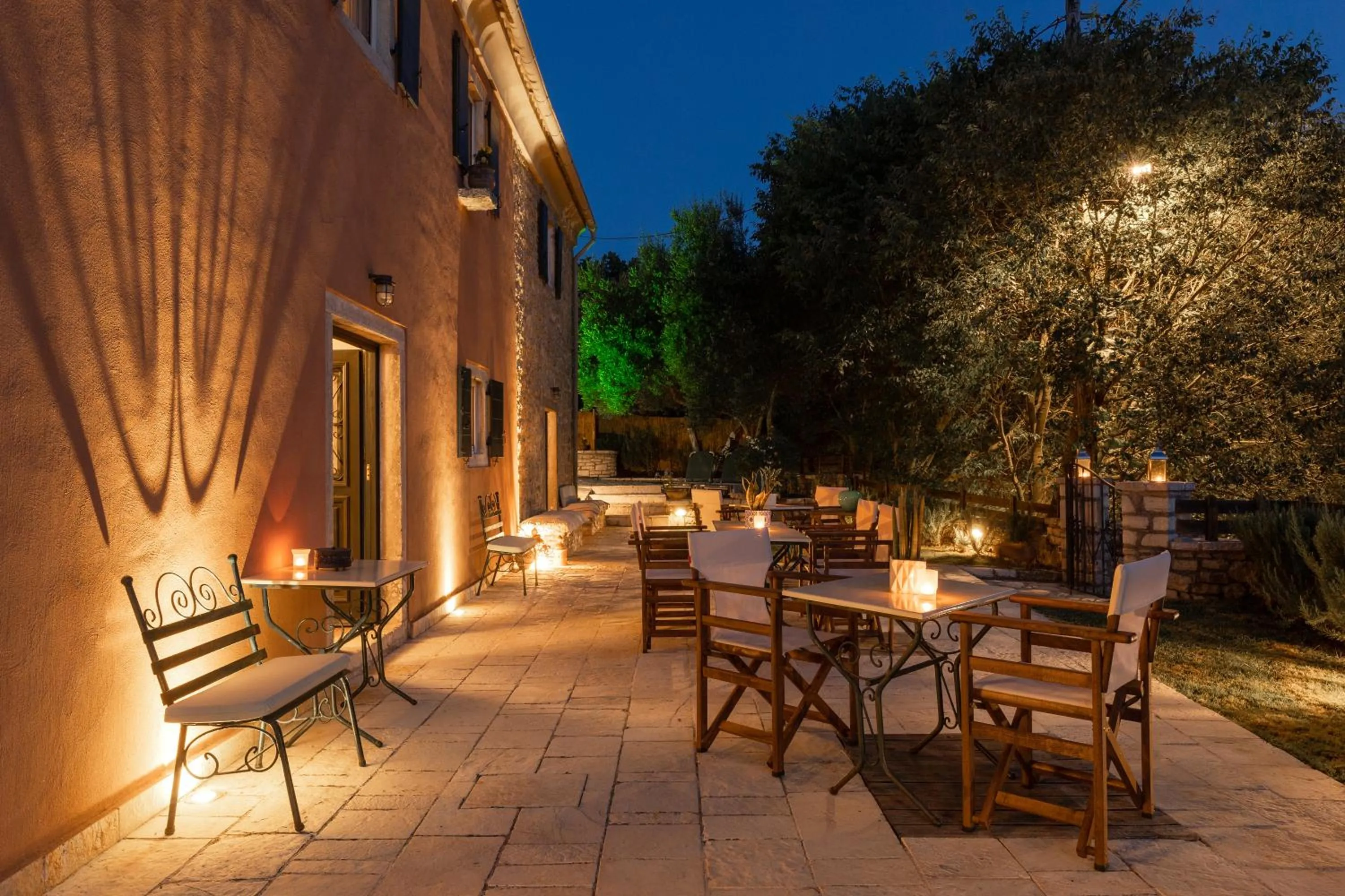 Property building in The Merchants House