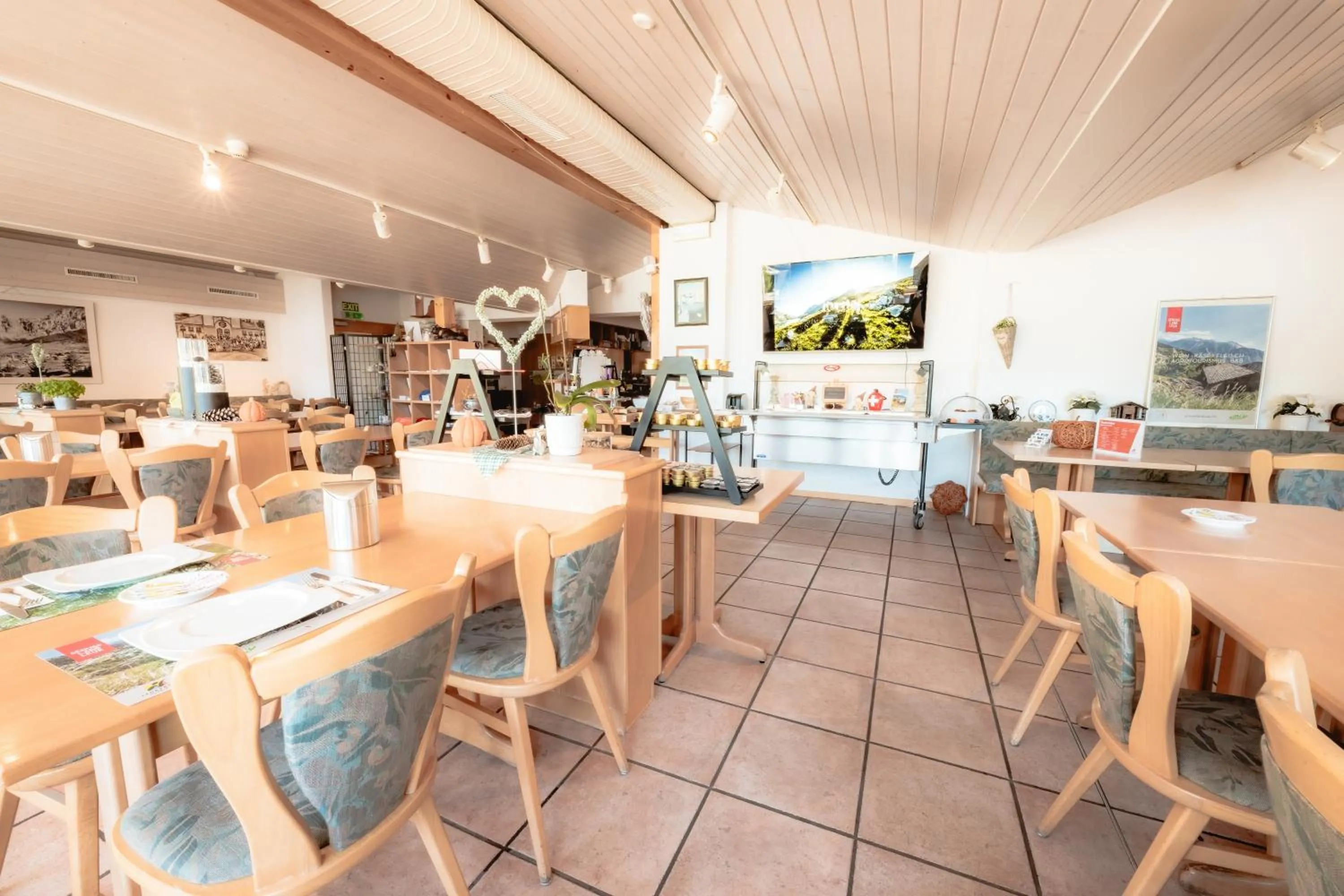 Breakfast in Hotel Paradis-Leukerbad-Therme