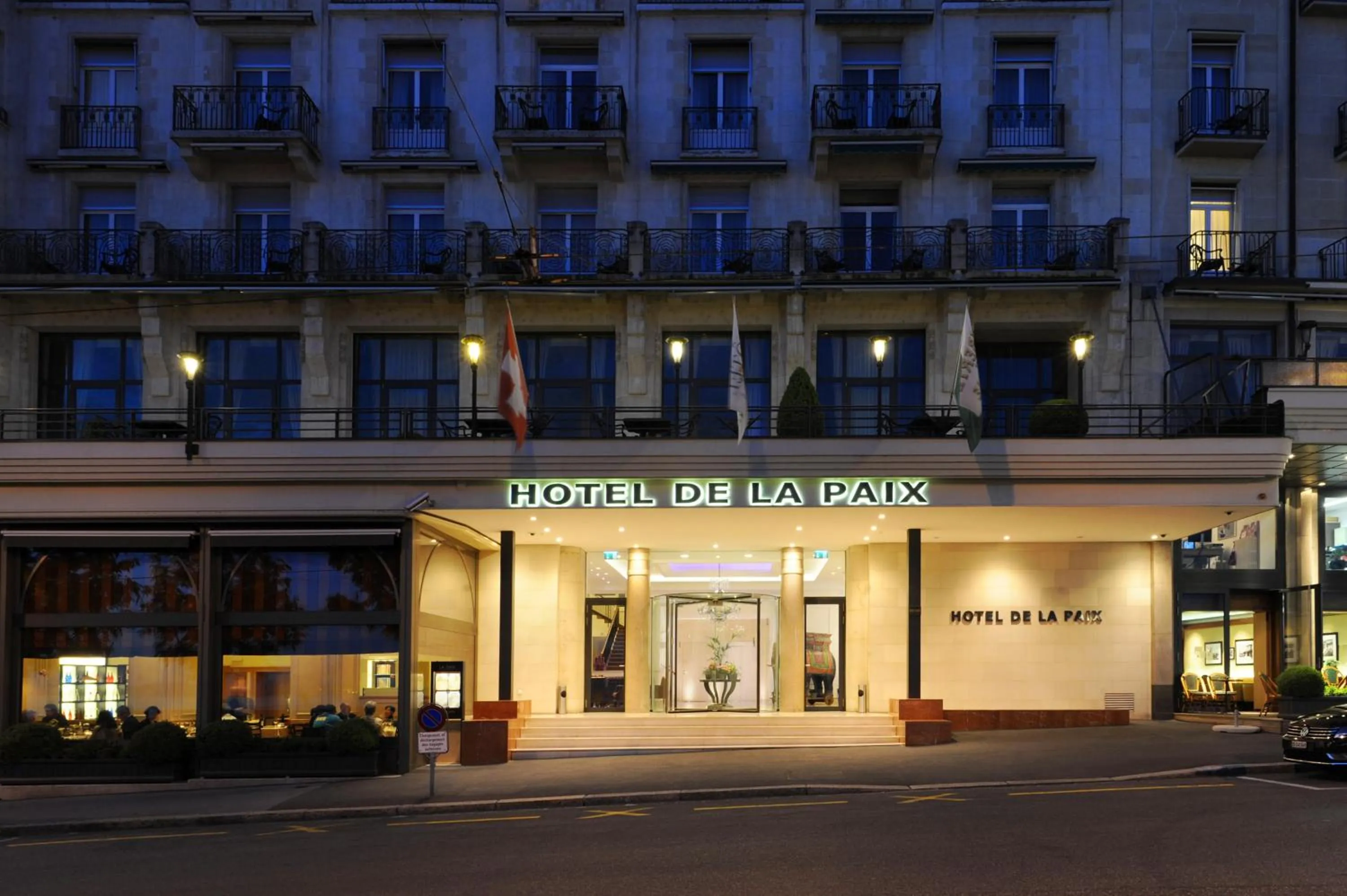 Facade/entrance in Hôtel de la Paix Lausanne