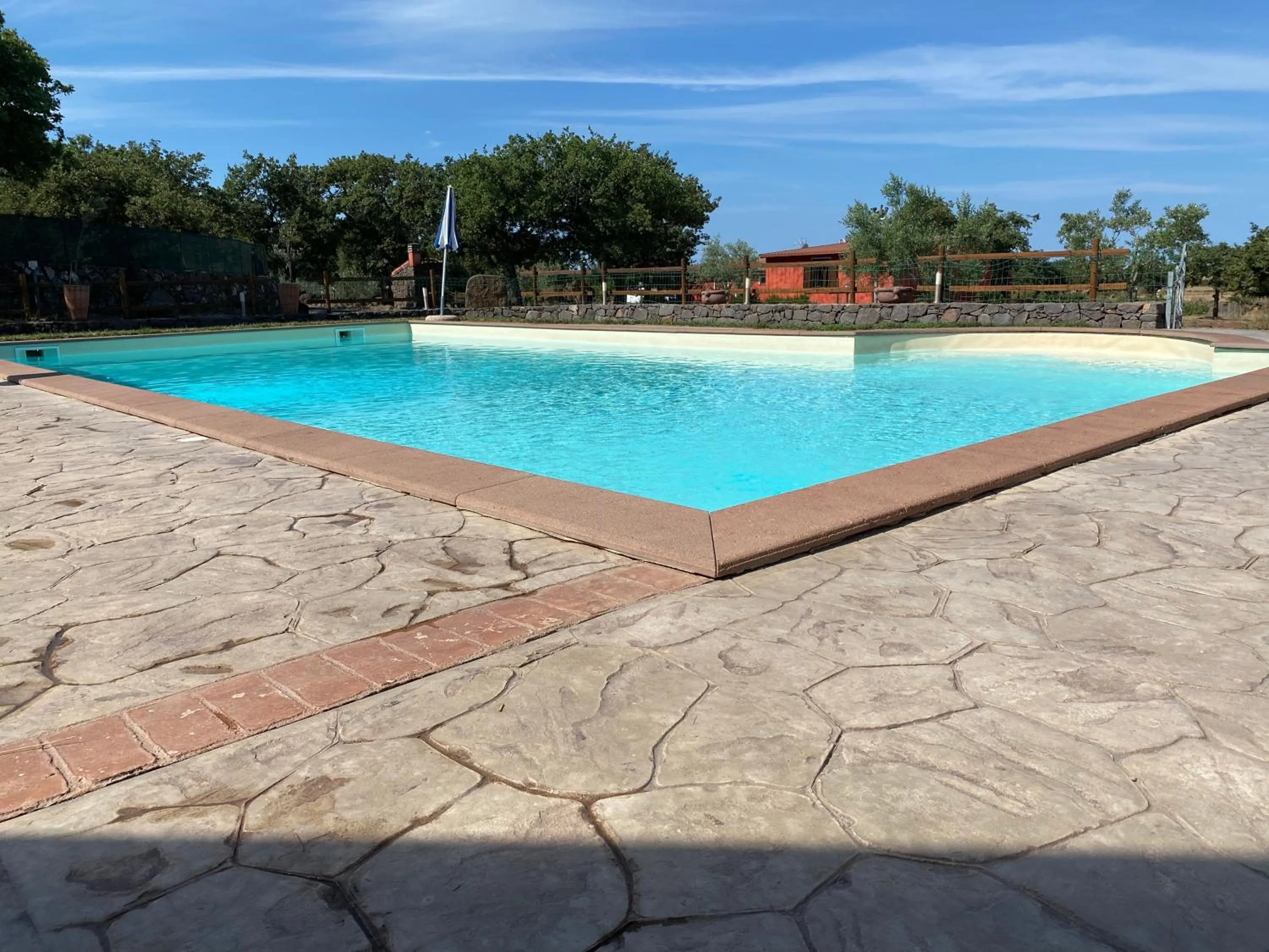 Swimming pool in Agriturismo Abbalughente