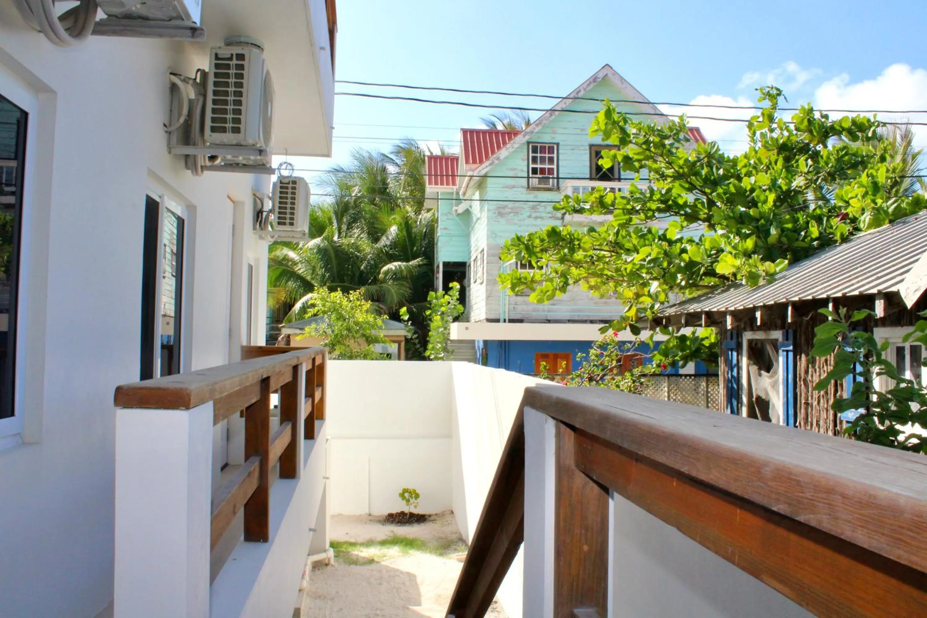 Property building in San Pablo Villas