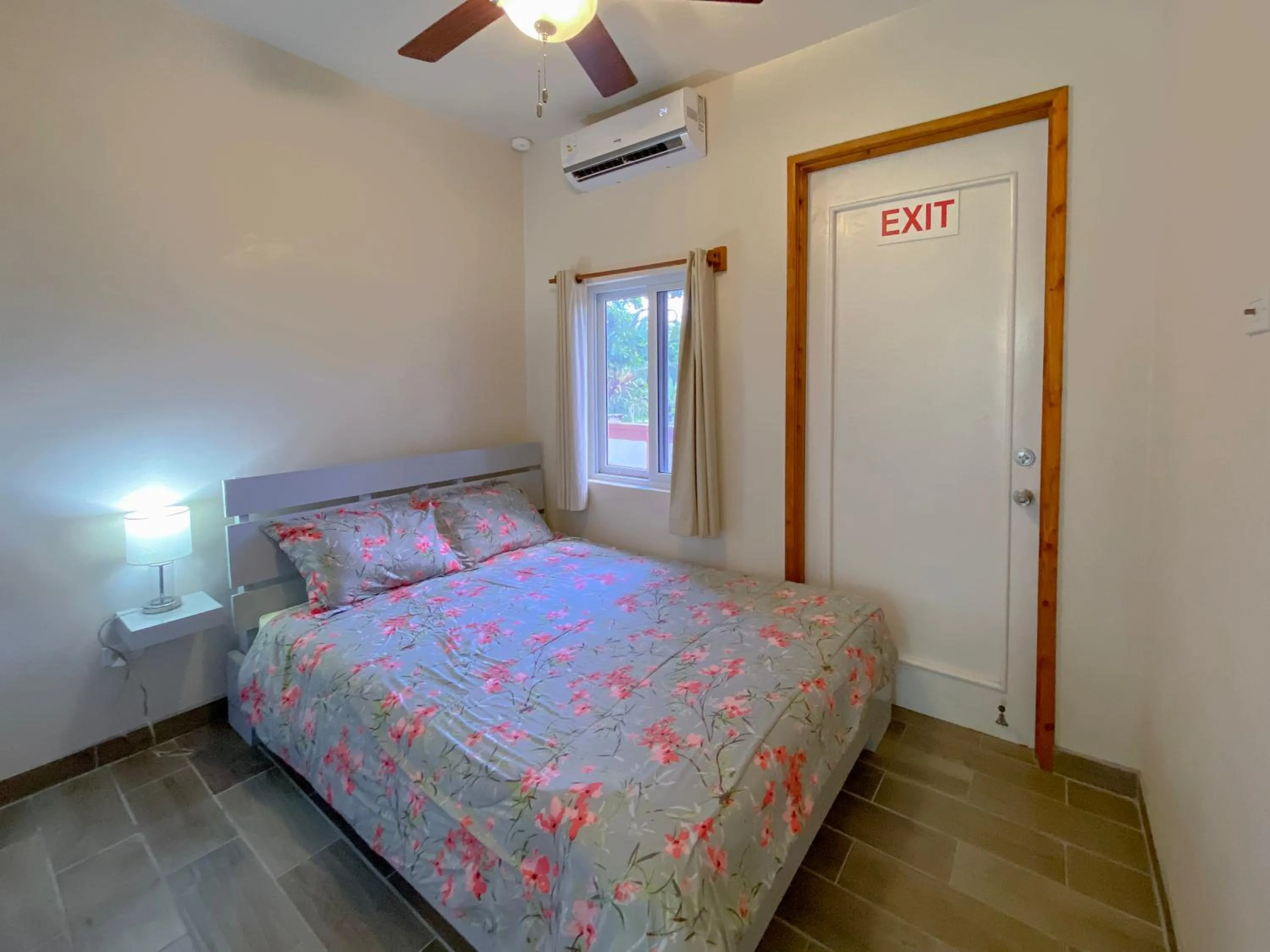 Bed in San Pablo Villas