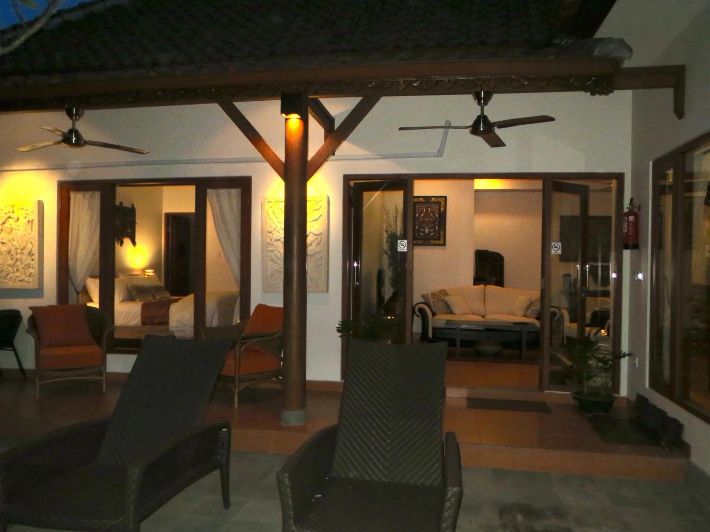 Facade/entrance in Villa Chinta 1