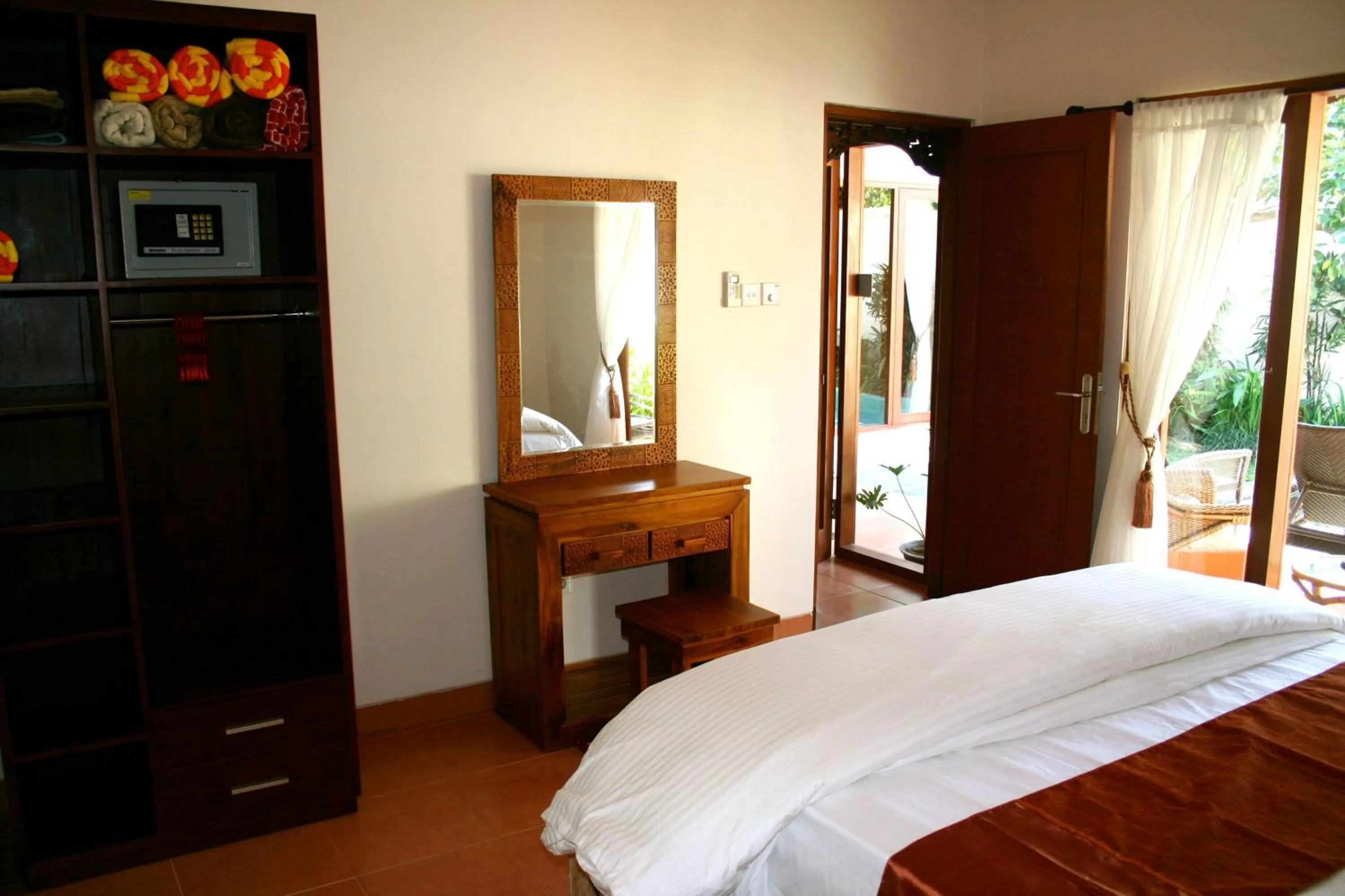 Bedroom, Bed in Villa Chinta 1