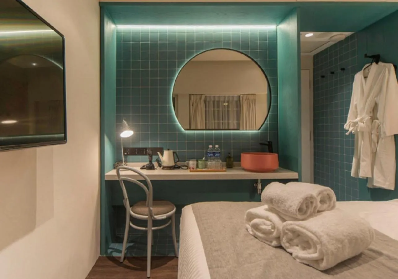 Guests, Bed in The Great Madras by Hotel Calmo