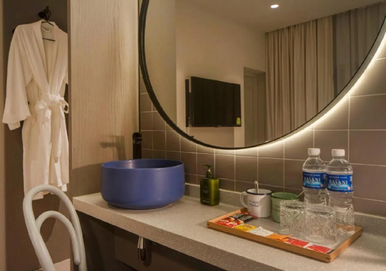 Guests in The Great Madras by Hotel Calmo