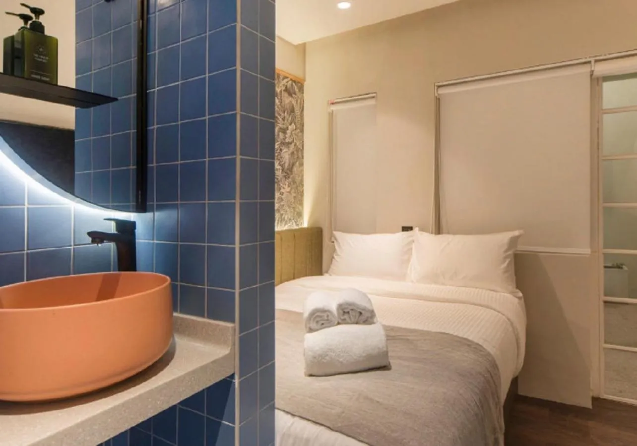 Guests, Bed in The Great Madras by Hotel Calmo