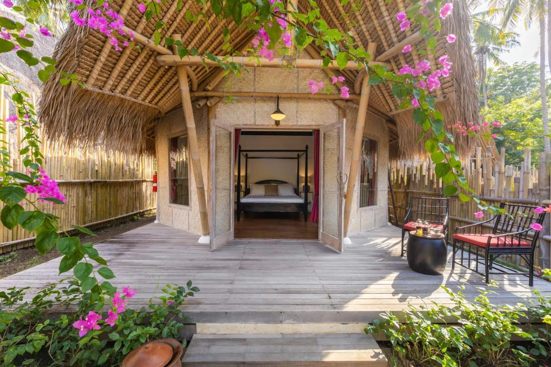 Facade/entrance in Amahelia Luxury Resort & Restaurant - Gili Asahan