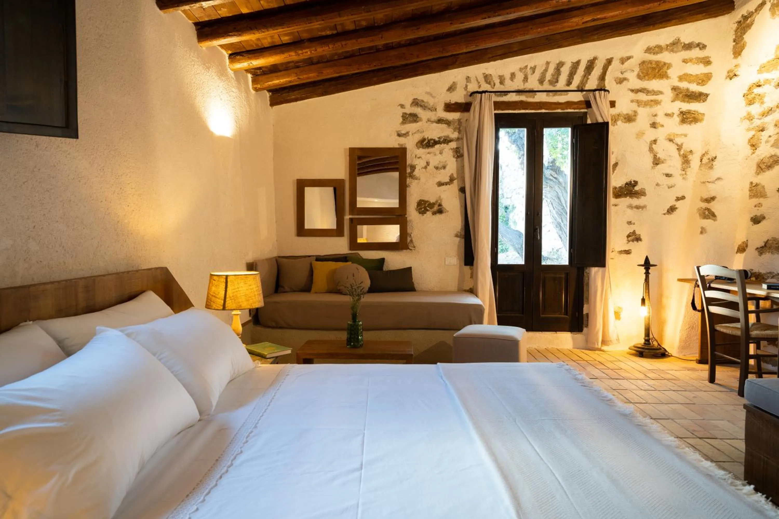 Bedroom, Bed in Borgo delle Pietre