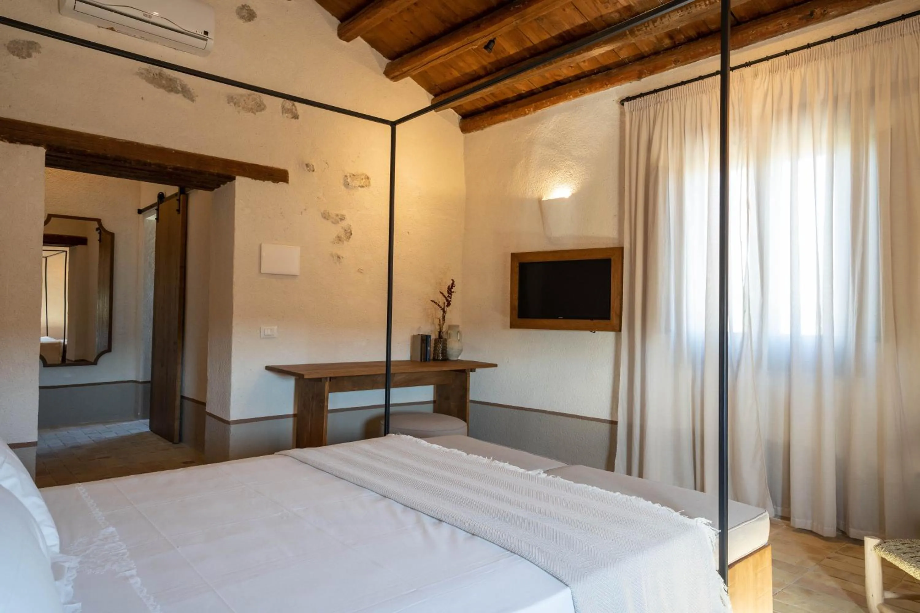 TV and multimedia, Bed in Borgo delle Pietre