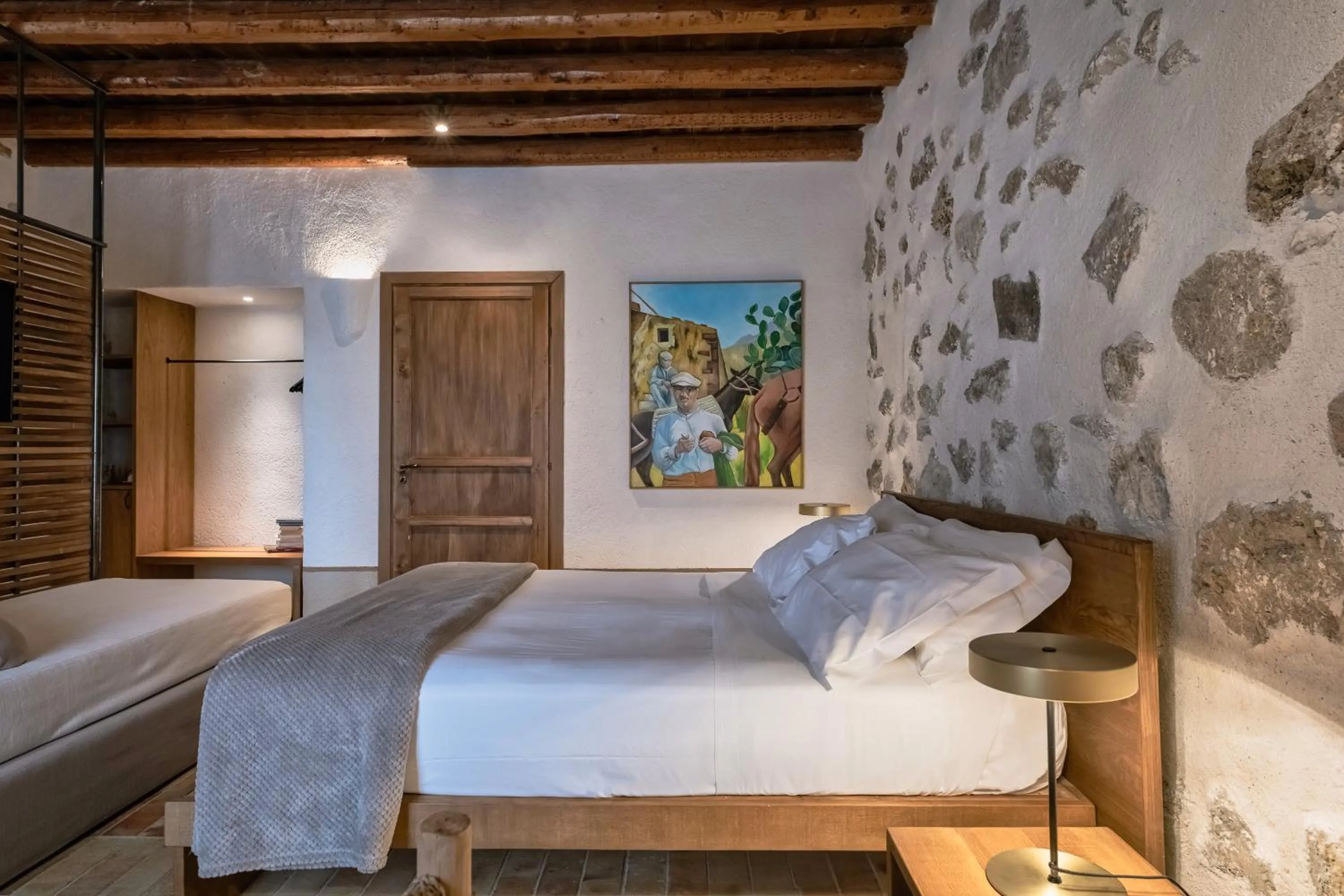 Photo of the whole room, Bed in Borgo delle Pietre