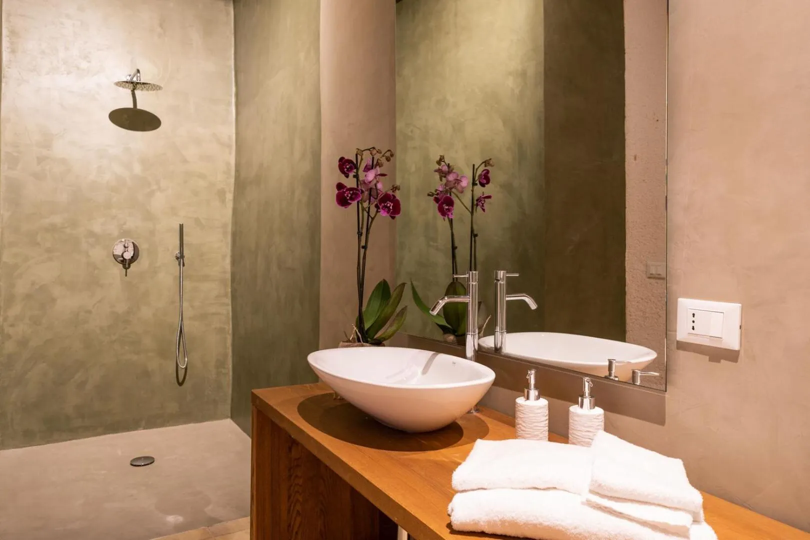 Bathroom in Borgo delle Pietre