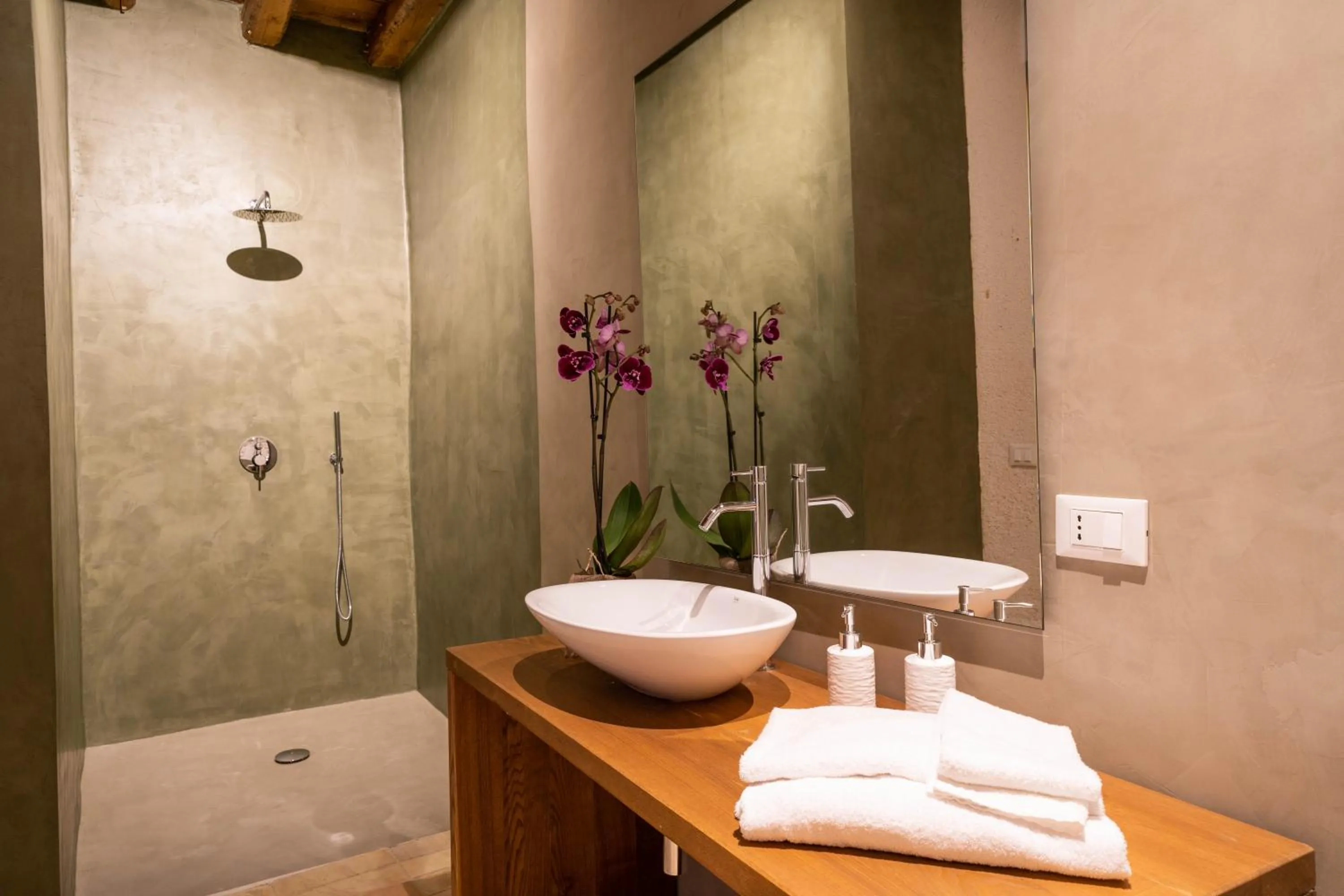 Bathroom in Borgo delle Pietre