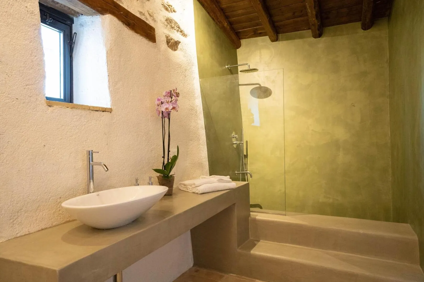 Bathroom in Borgo delle Pietre