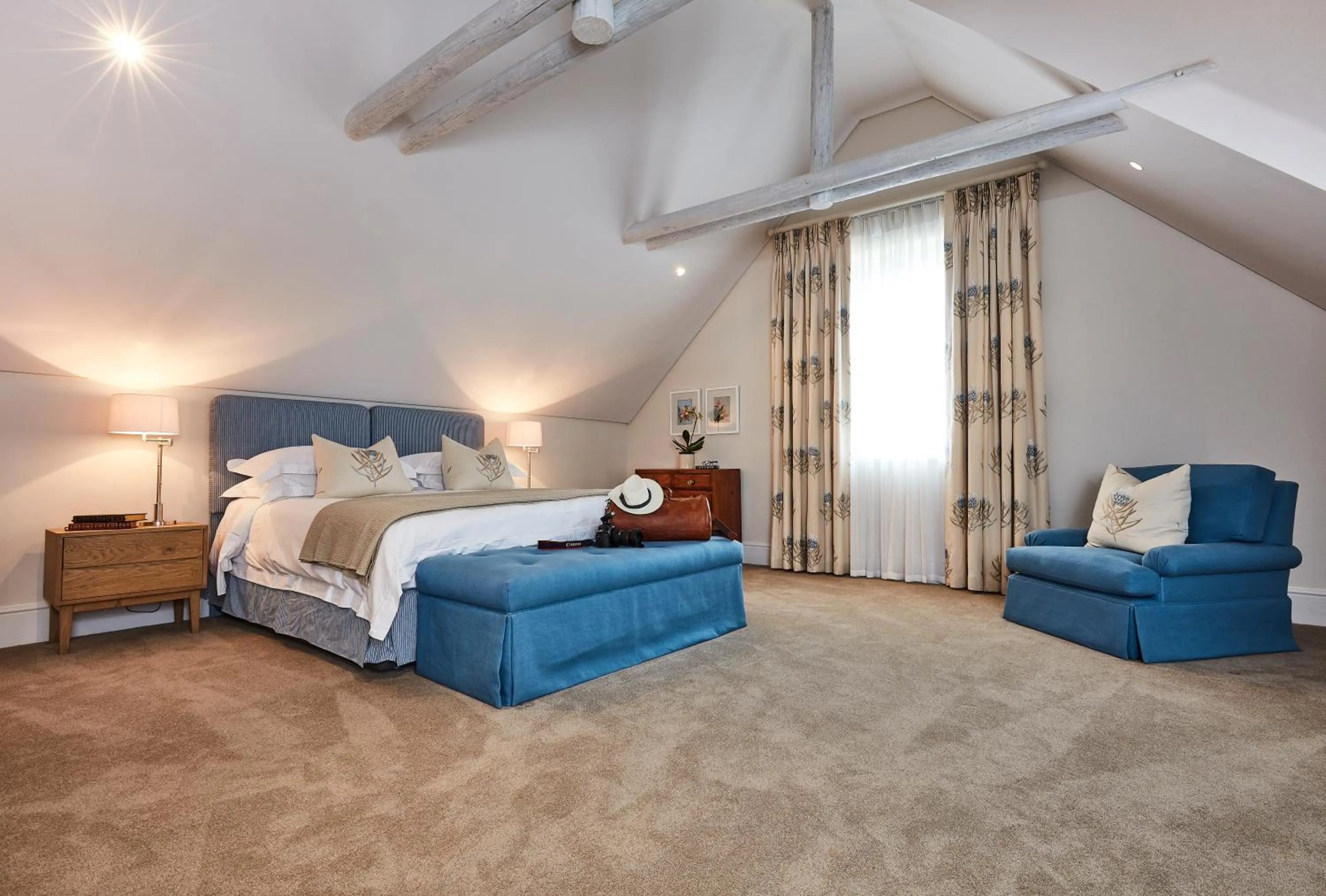 Bed in Brookdale Estate - Manor House