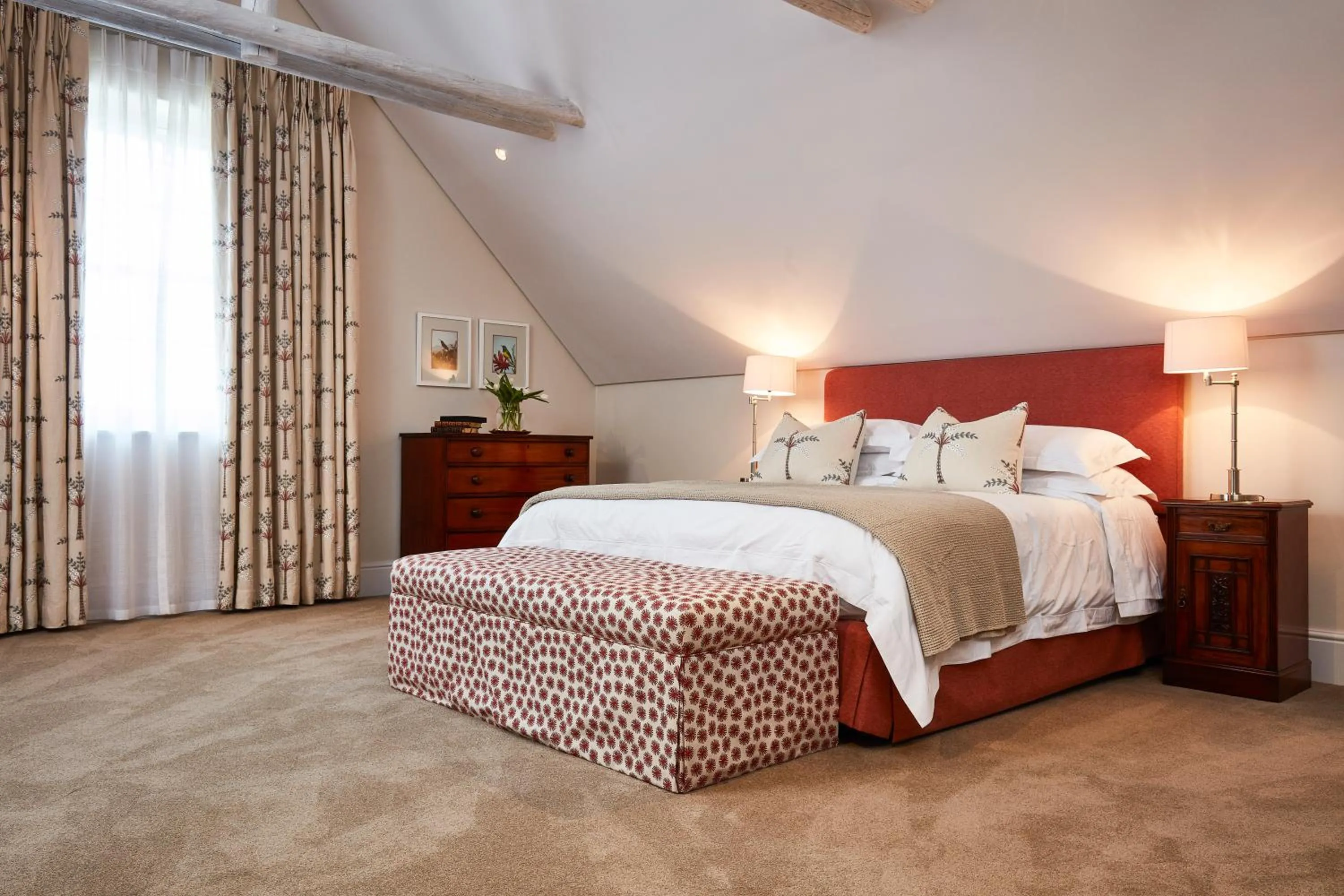 Bed in Brookdale Estate - Manor House