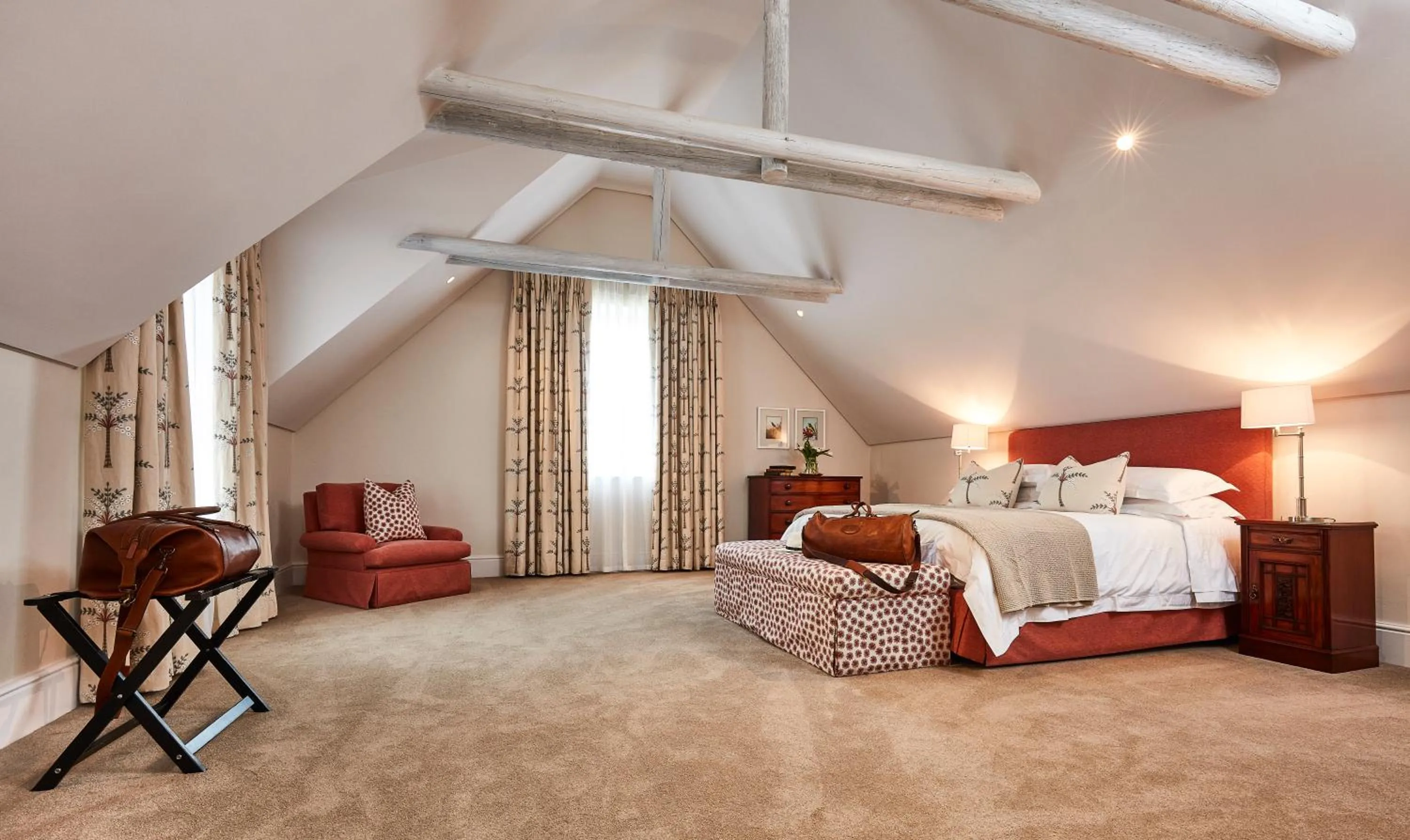 Bed in Brookdale Estate - Manor House