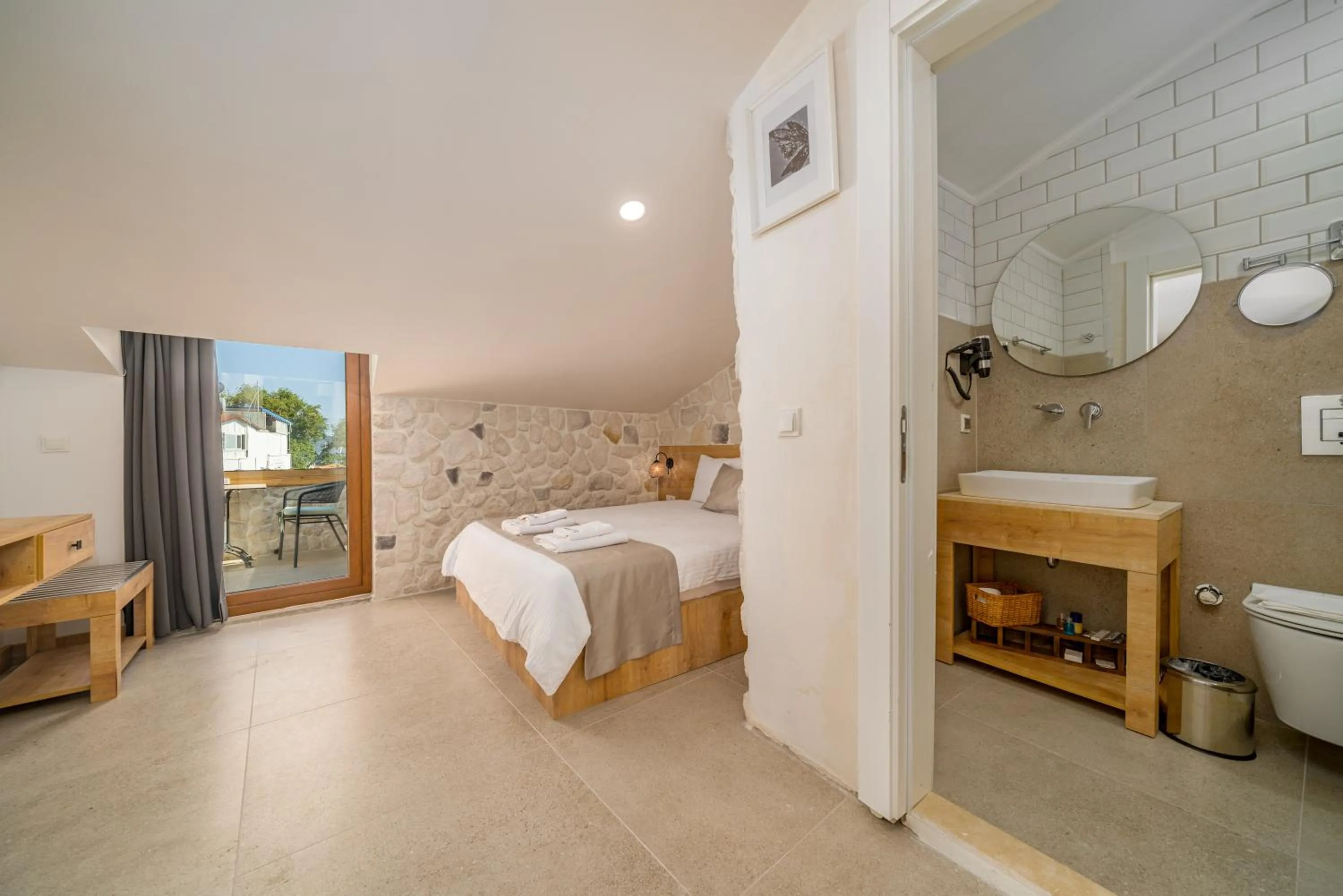 Bathroom, Bed in Melisa Boutique Hotel & Spa