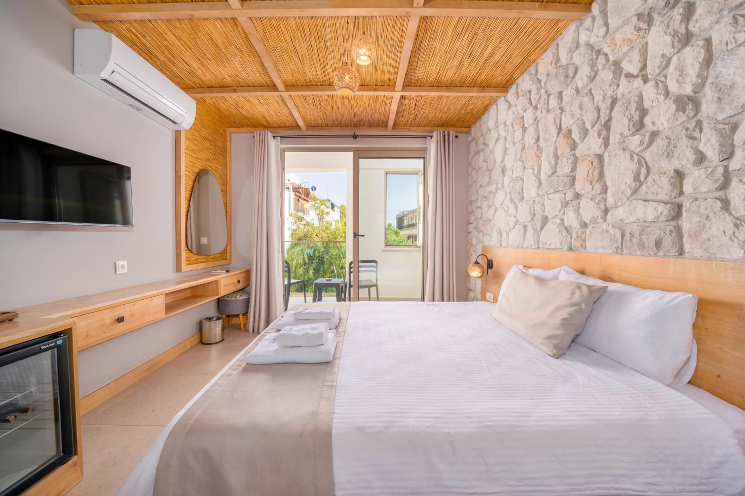 Photo of the whole room, Bed in Melisa Boutique Hotel & Spa