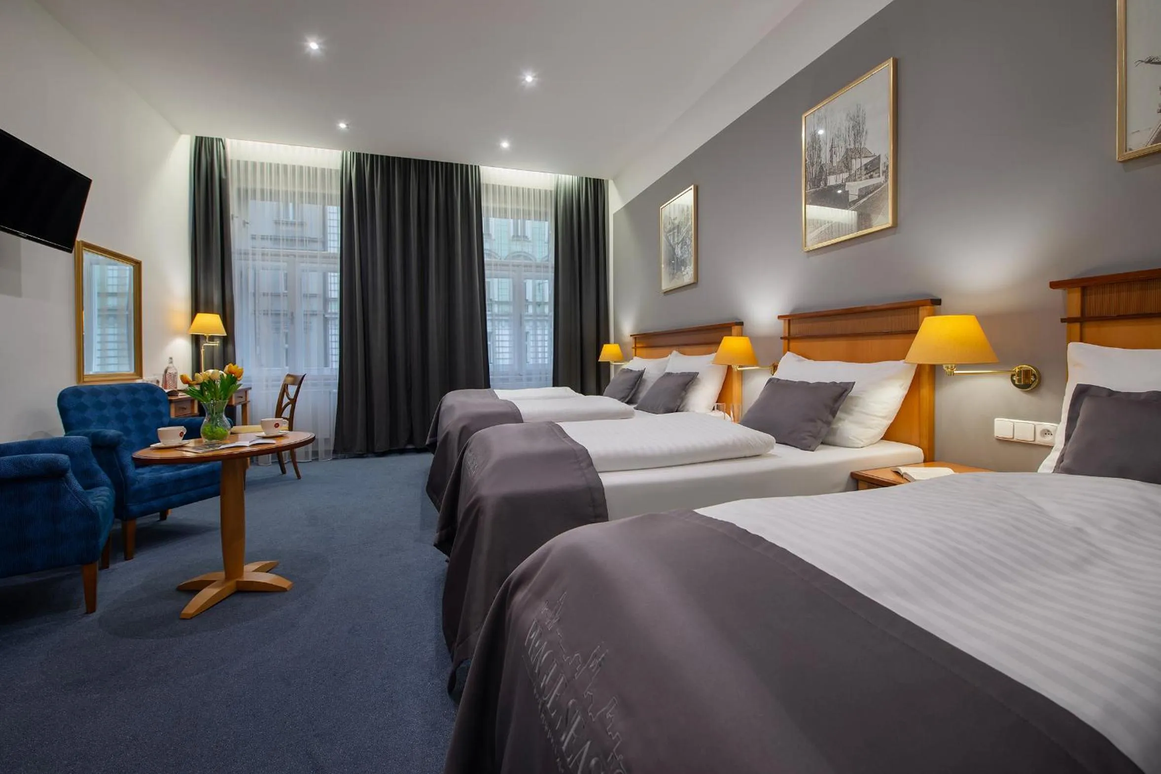 Photo of the whole room, Bed in Prague Season Hotel