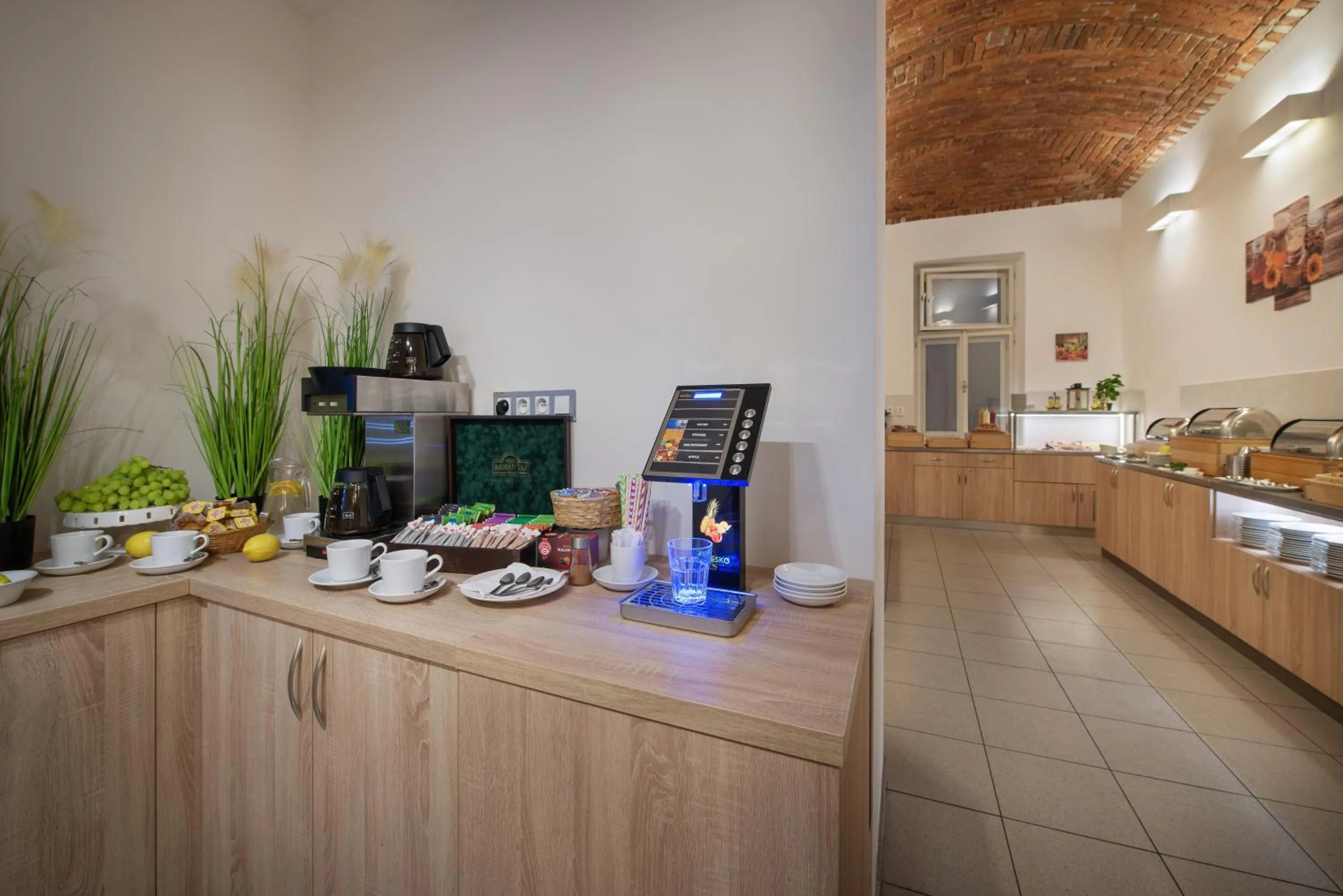 Food and drinks in Prague Season Hotel