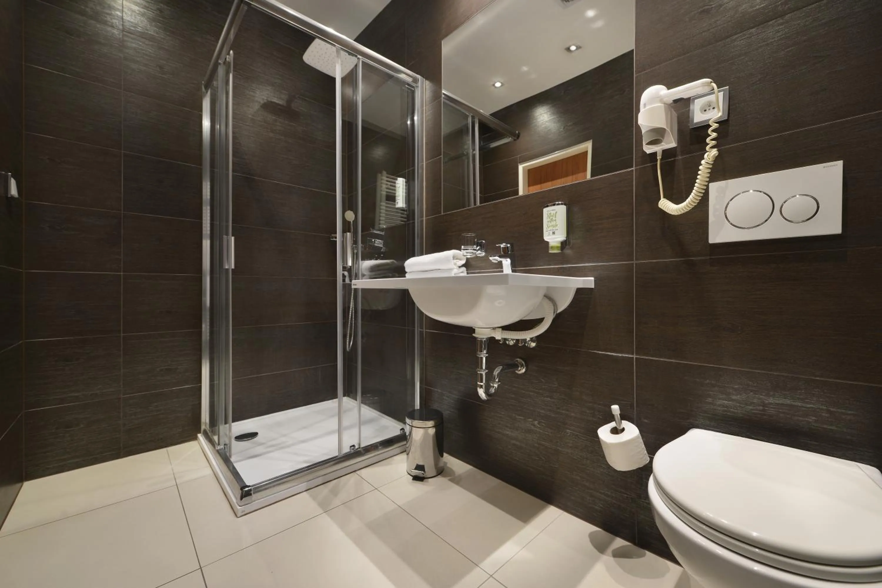 Bathroom in Prague Season Hotel