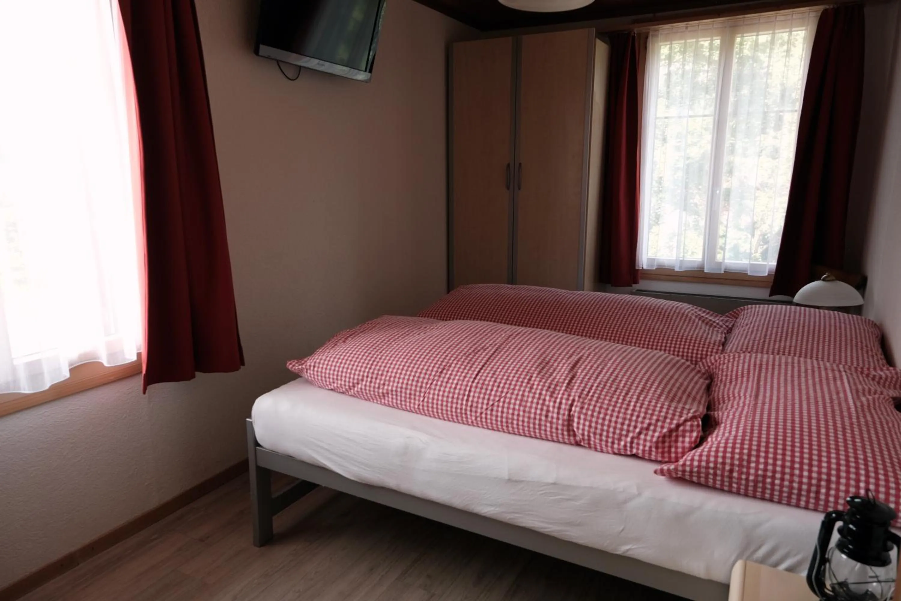 Double Room with Shared Bathroom in Hotel Tourist