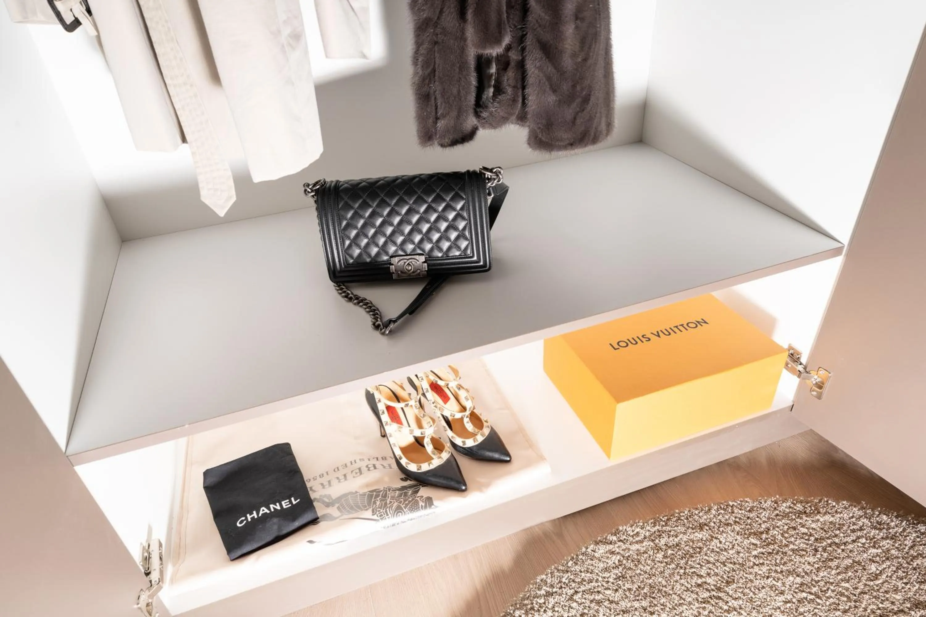 Decorative detail in Premium Apartments