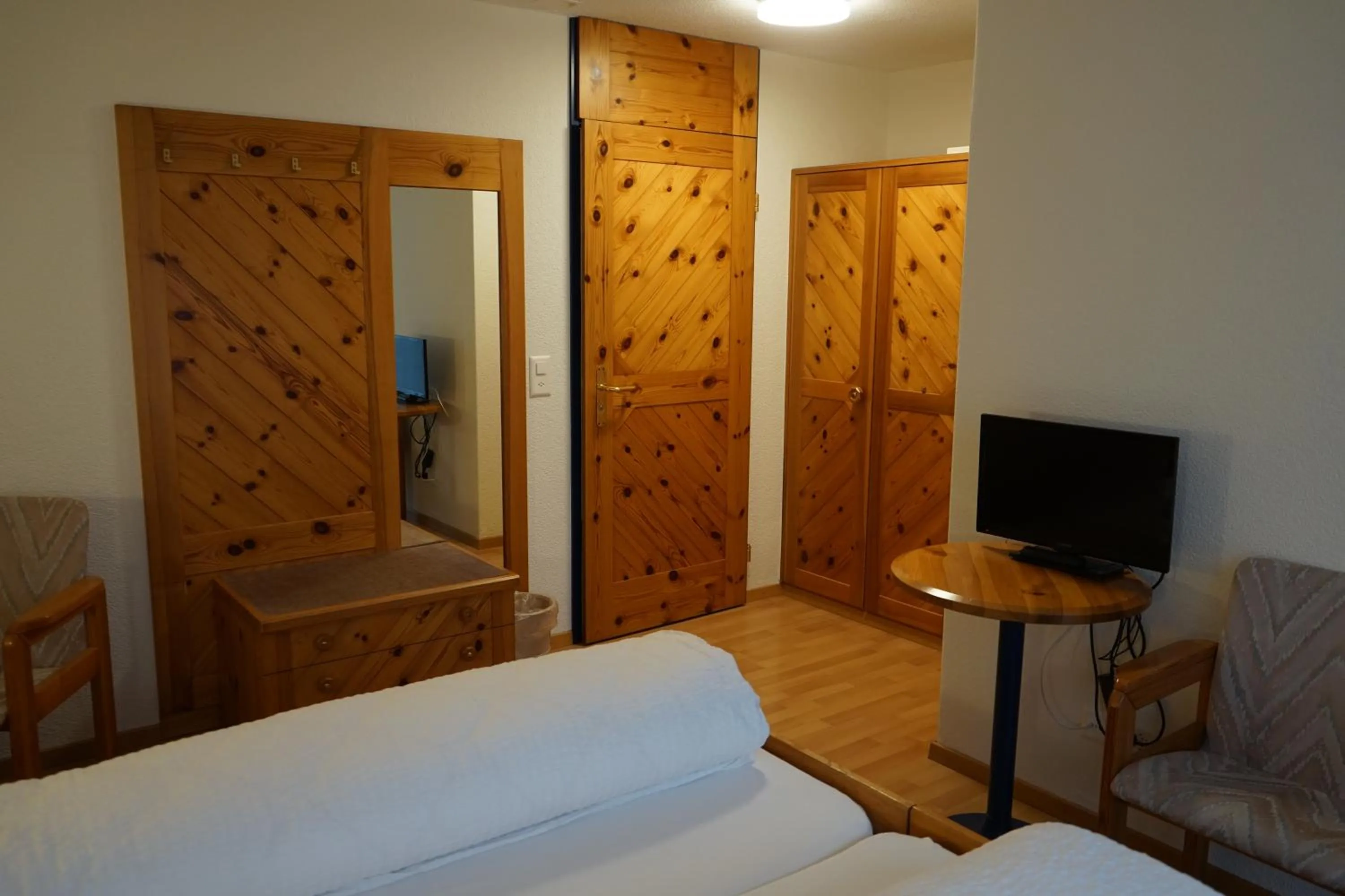 Photo of the whole room, Bed in Hotel Schiffahrt