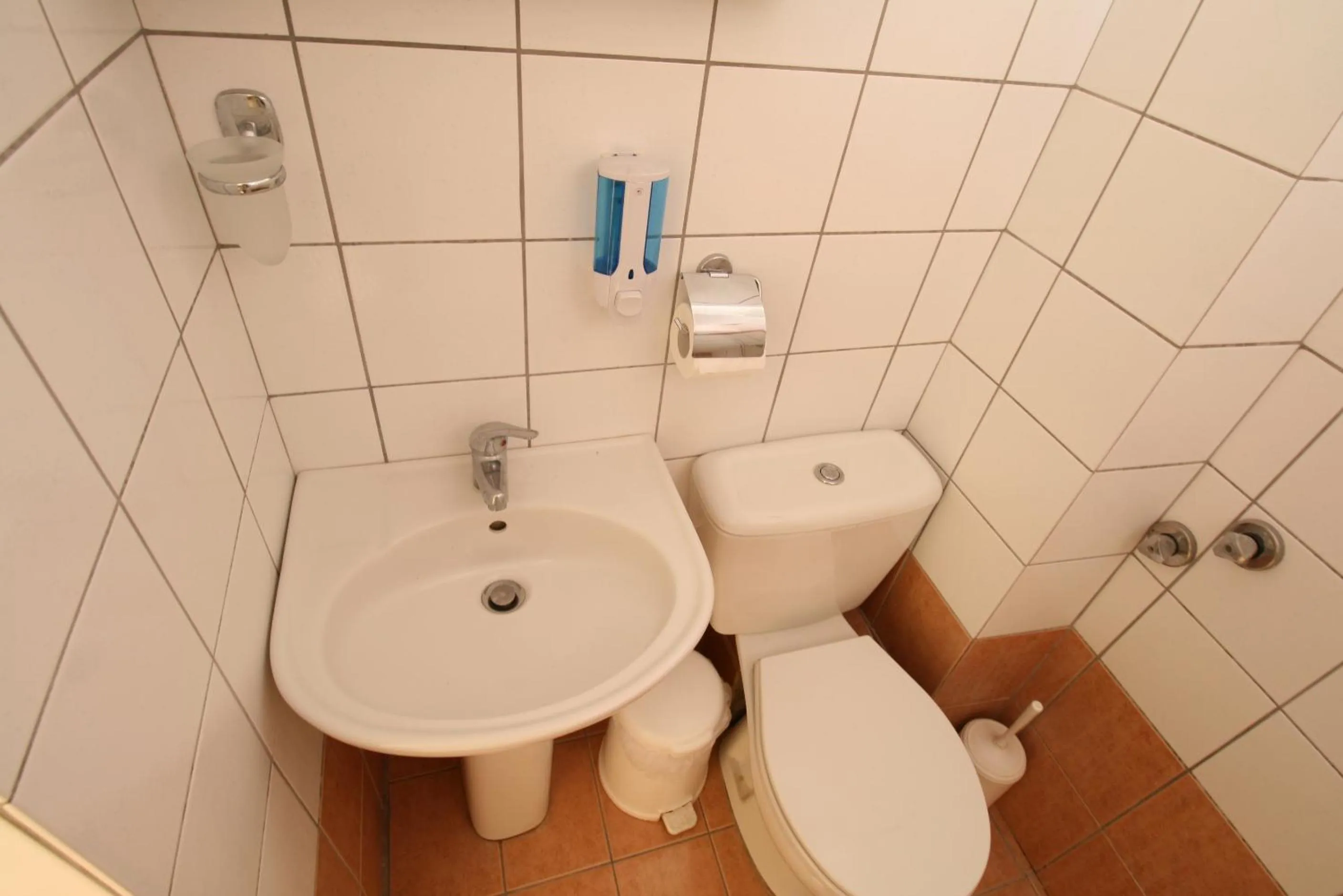 Bathroom in SARTI CENTER studios