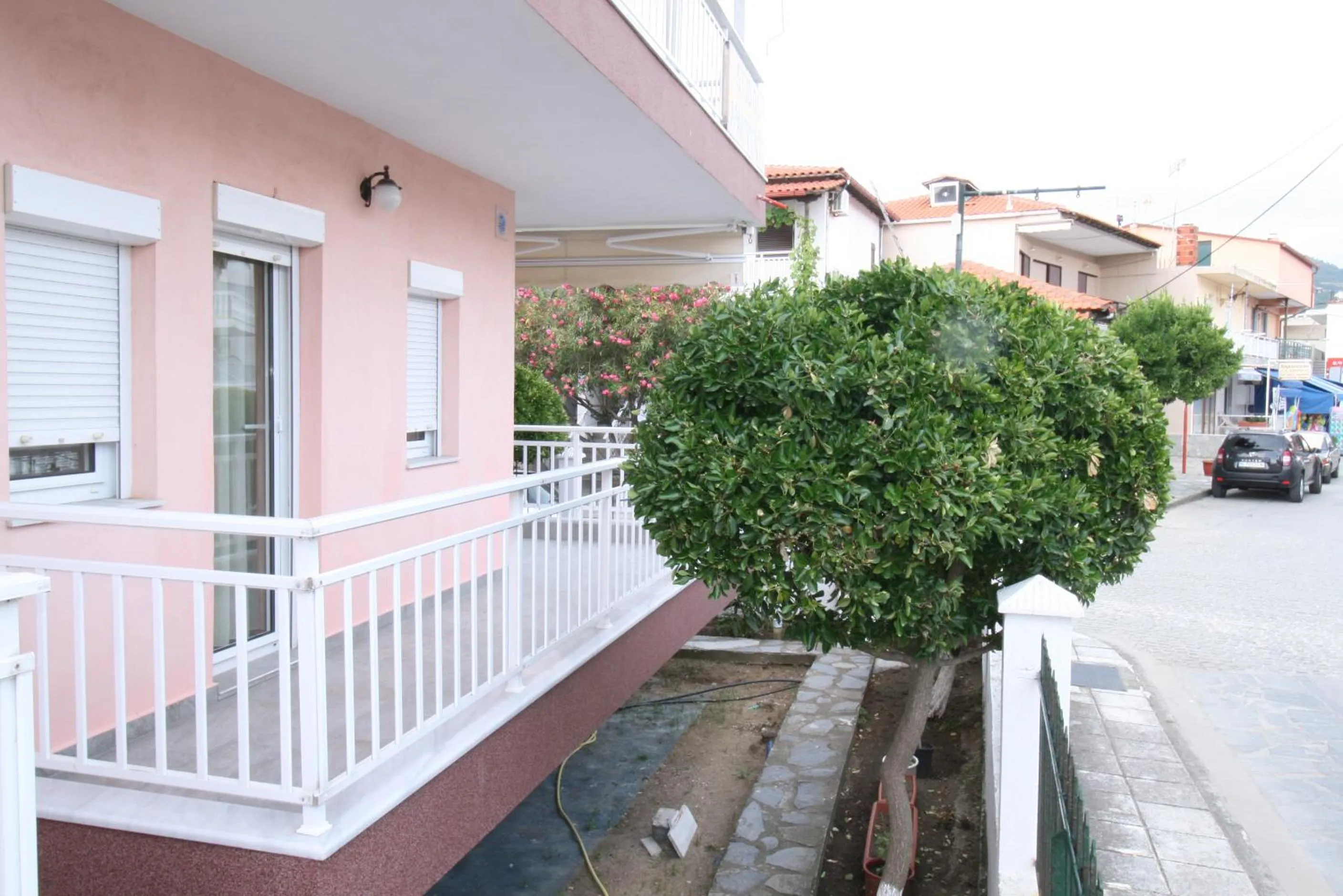 Balcony/Terrace in SARTI CENTER studios