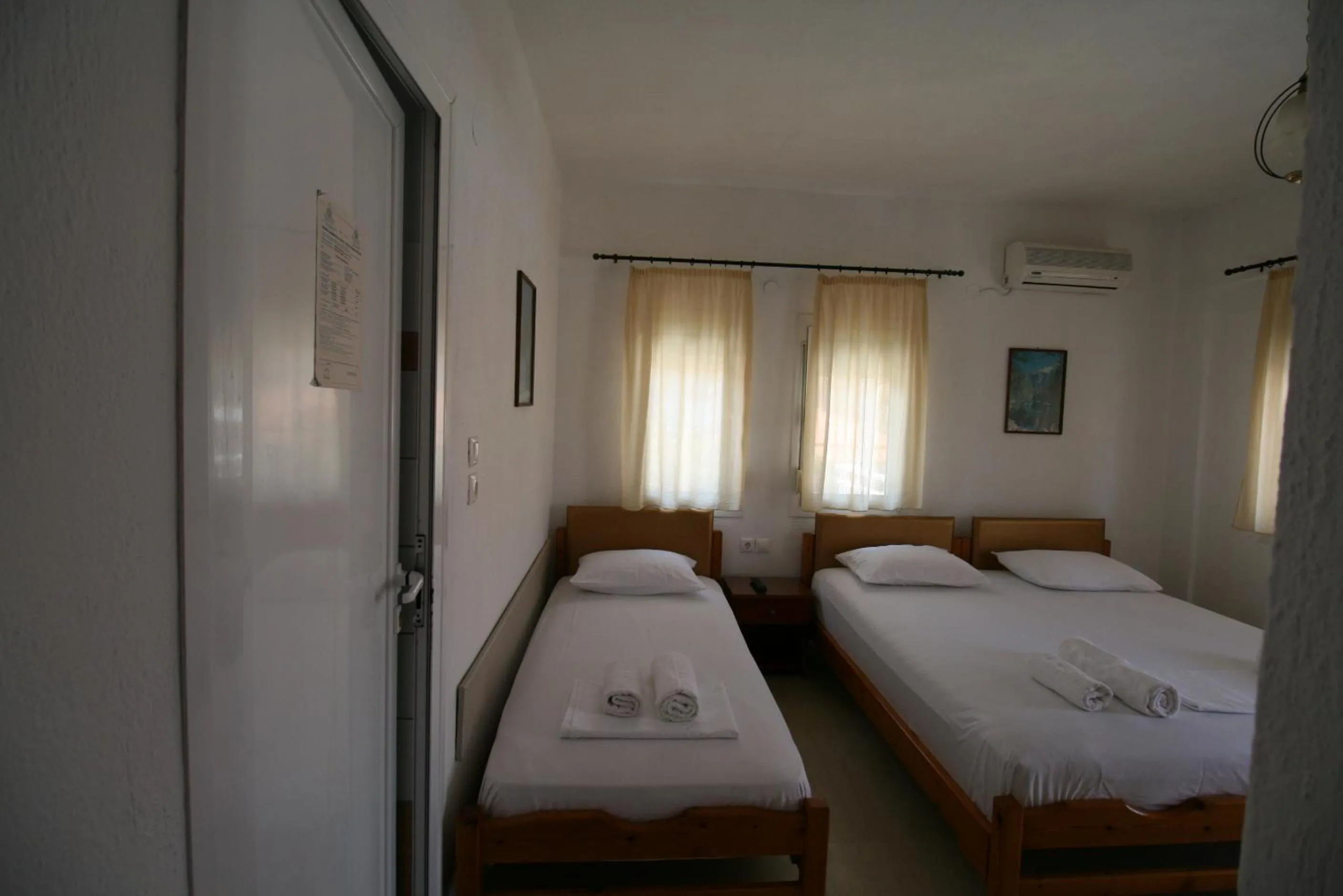 Photo of the whole room in SARTI CENTER studios