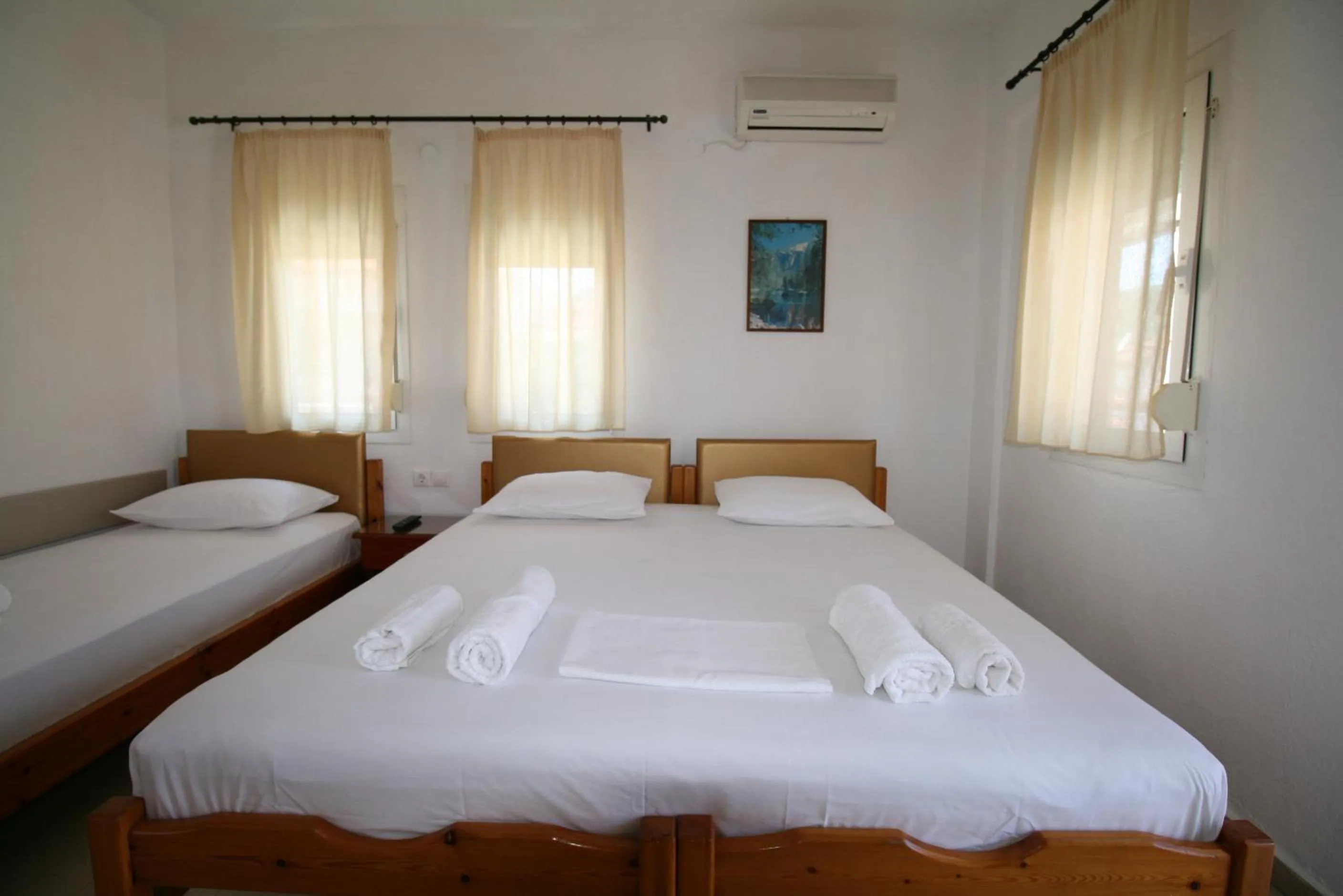 Photo of the whole room in SARTI CENTER studios