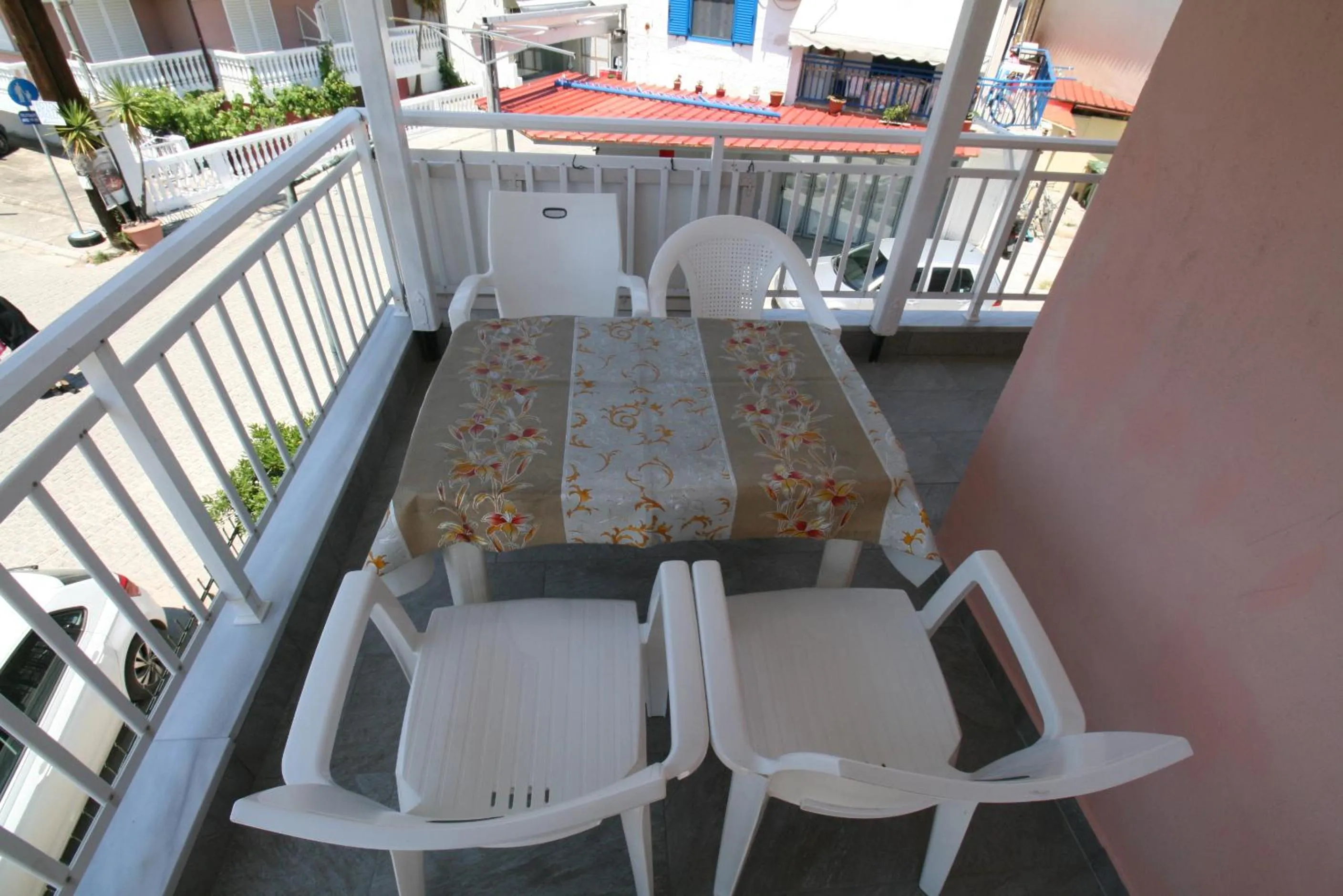 Balcony/Terrace in SARTI CENTER studios