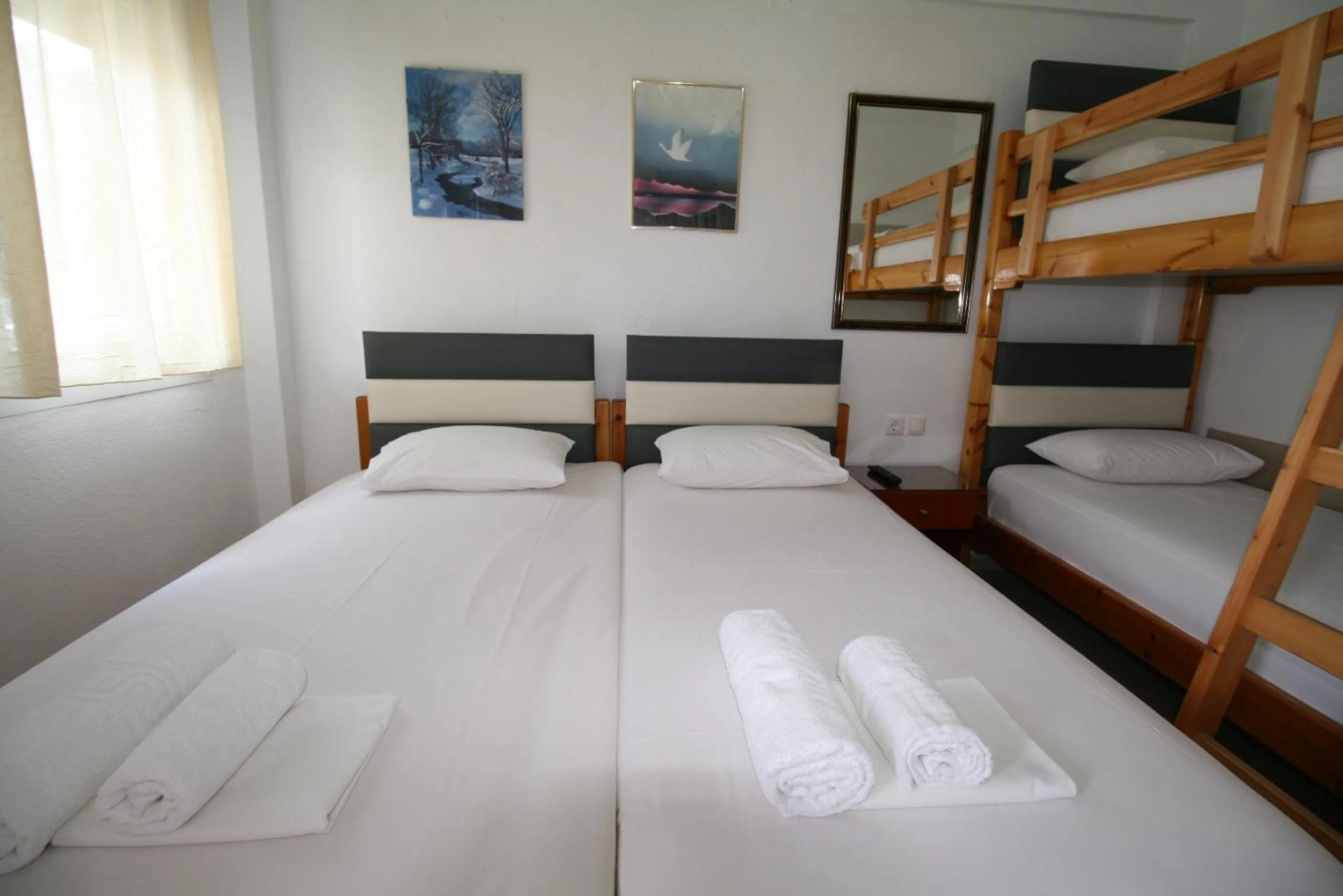 Photo of the whole room in SARTI CENTER studios