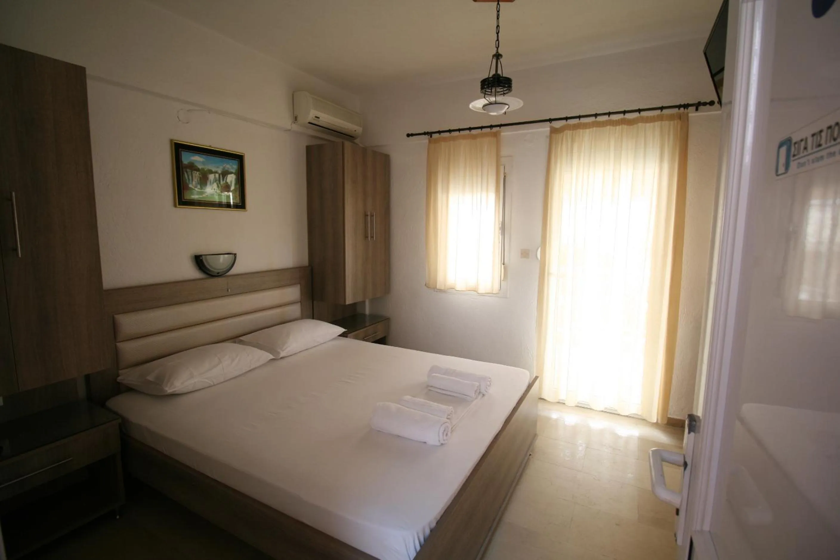 Bed in SARTI CENTER studios