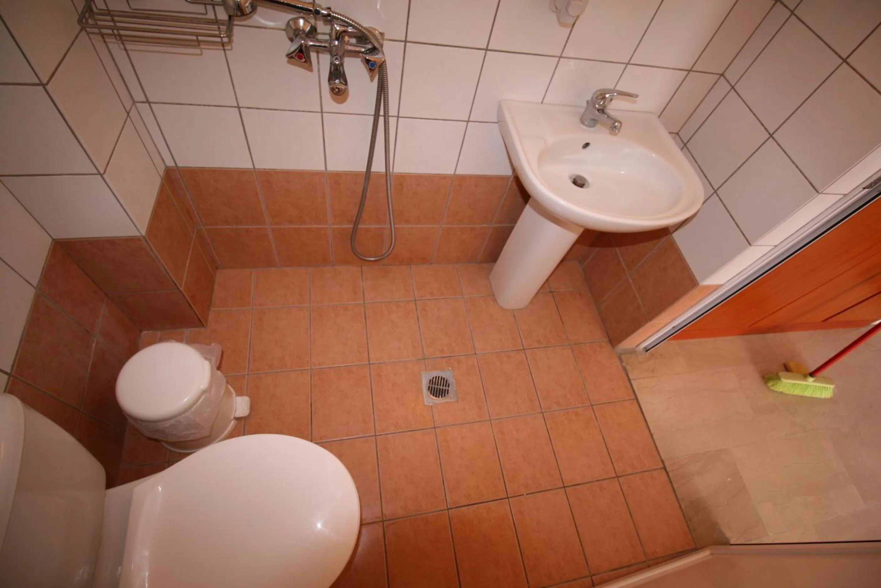 Bathroom in SARTI CENTER studios