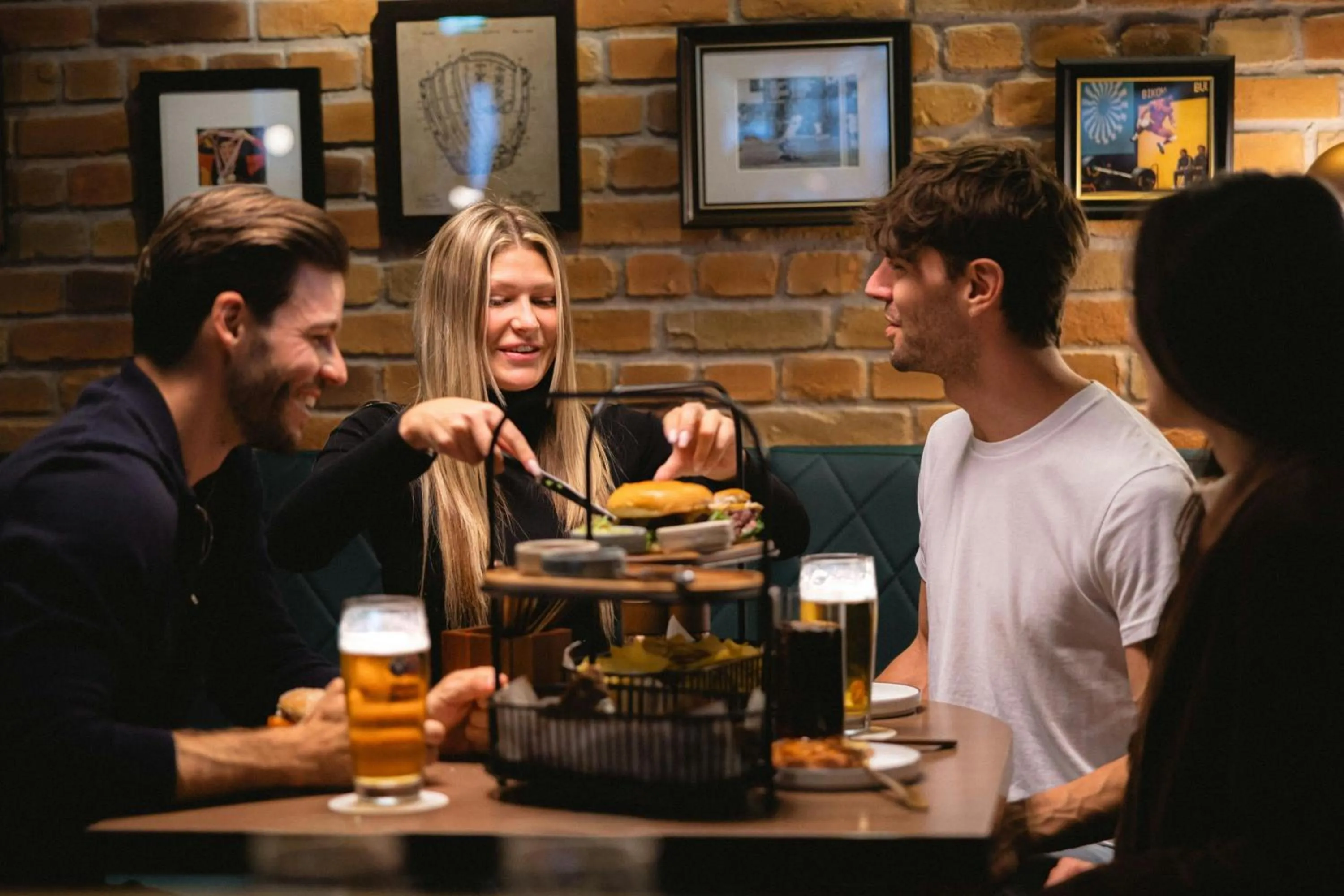 Restaurant/places to eat in Munich Marriott Hotel