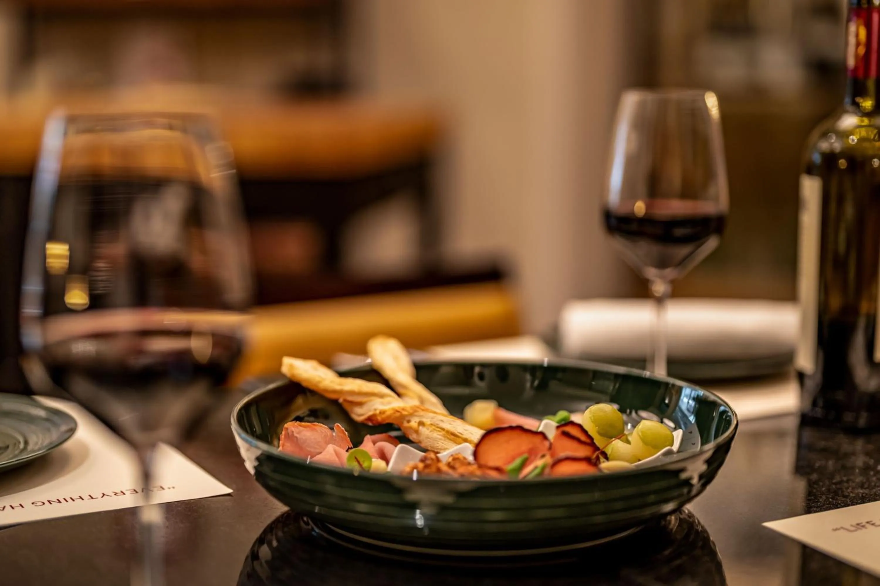 Restaurant/places to eat in Munich Marriott Hotel